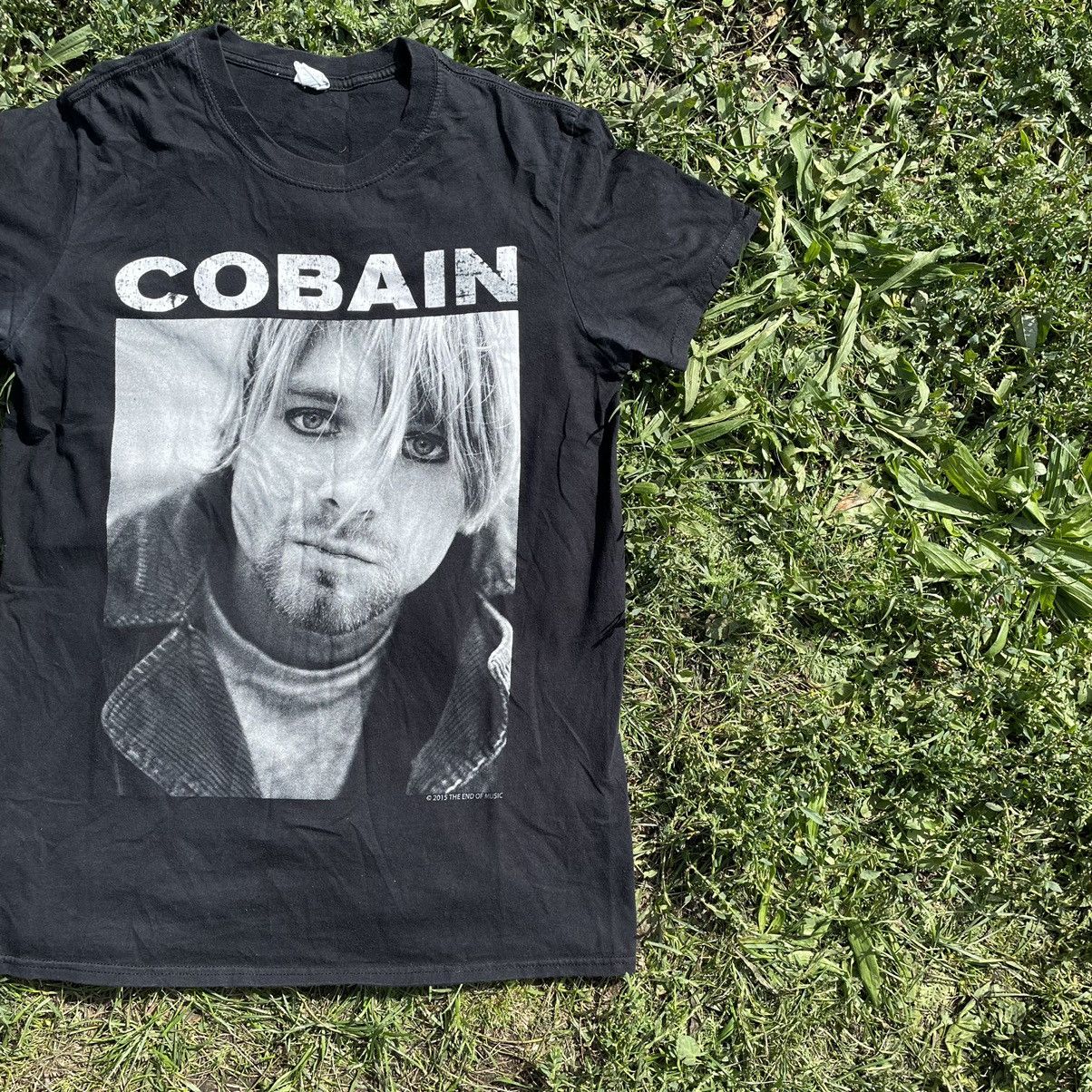 Vintage Vintage 90s Kurt Cobain Nirvana Graphic Tee Grunge Boxy S Size US S / EU 44-46 / 1 - 2 Thumbnail