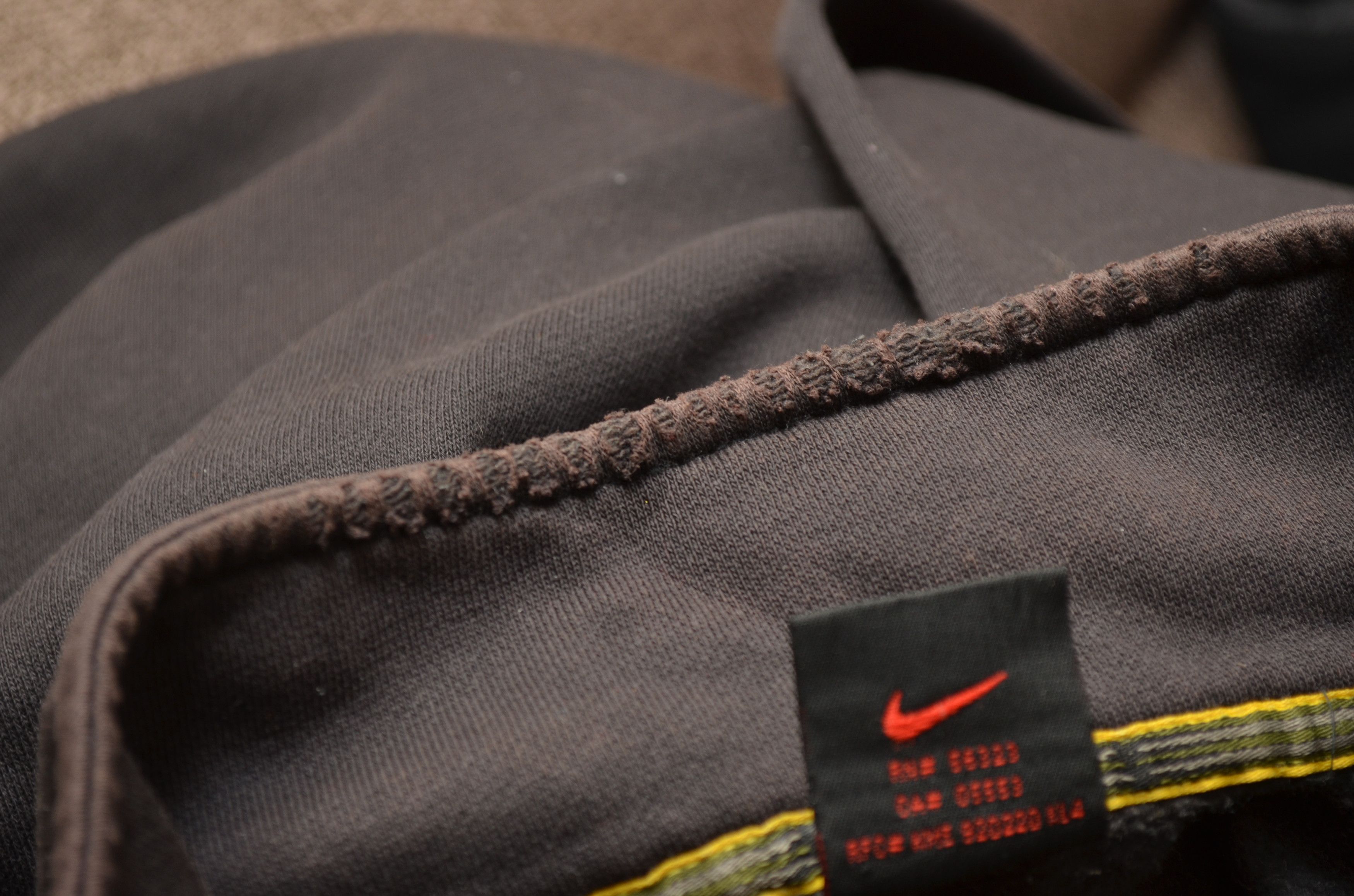 Nike Nike Vintage Big Embroided Logo Hoodie 90s y2k Size US L / EU 52-54 / 3 - 10 Thumbnail