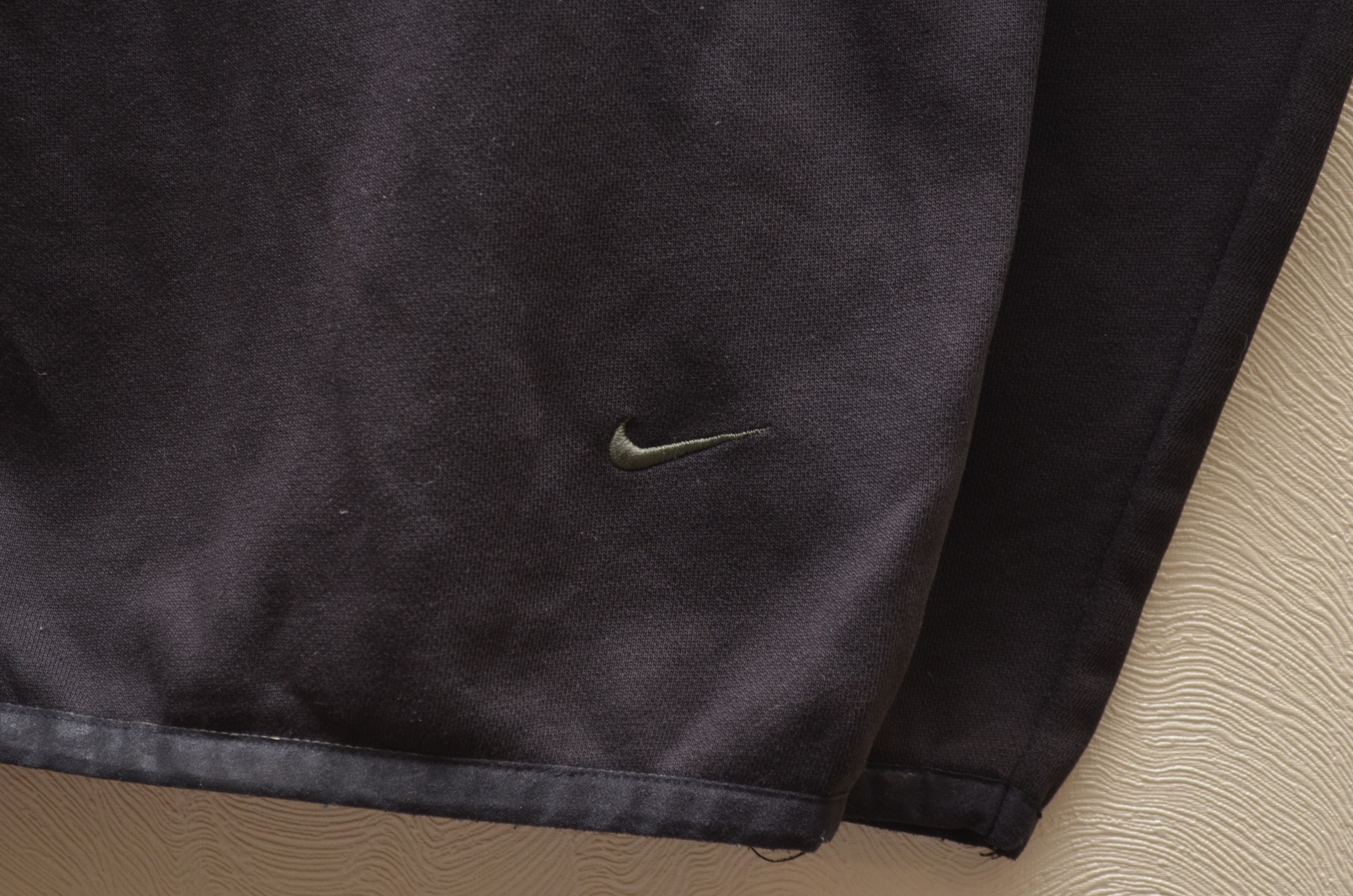 Nike Nike Vintage Big Embroided Logo Hoodie 90s y2k Size US L / EU 52-54 / 3 - 6 Thumbnail