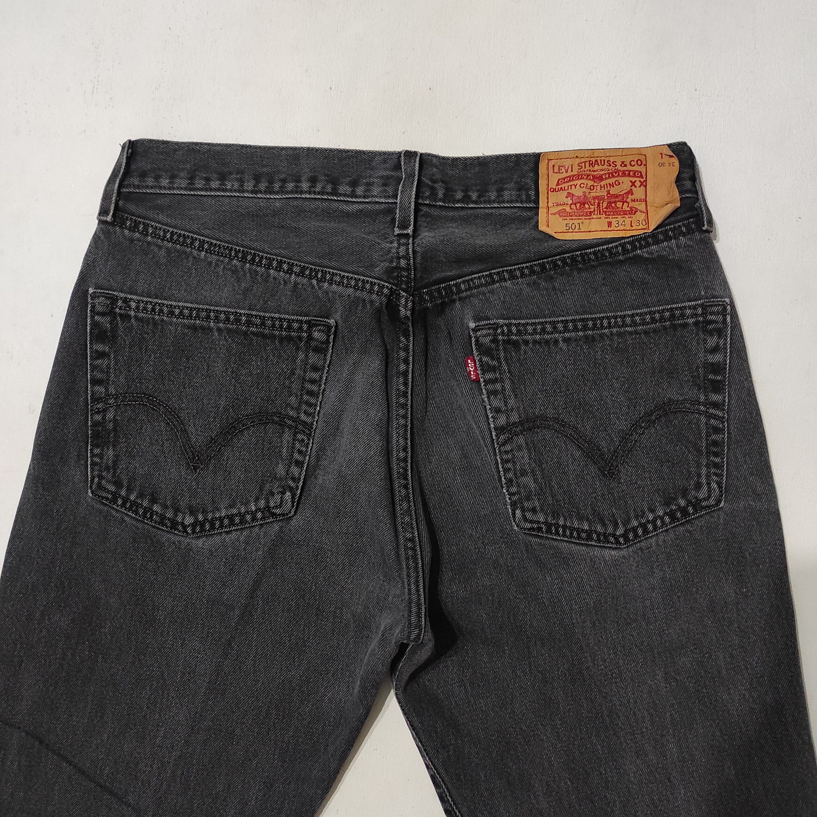 Levi's × Levi's Vintage Clothing Vintage Levis 501 Black Denim Jeans Size US 32 / EU 48 - 15 Thumbnail