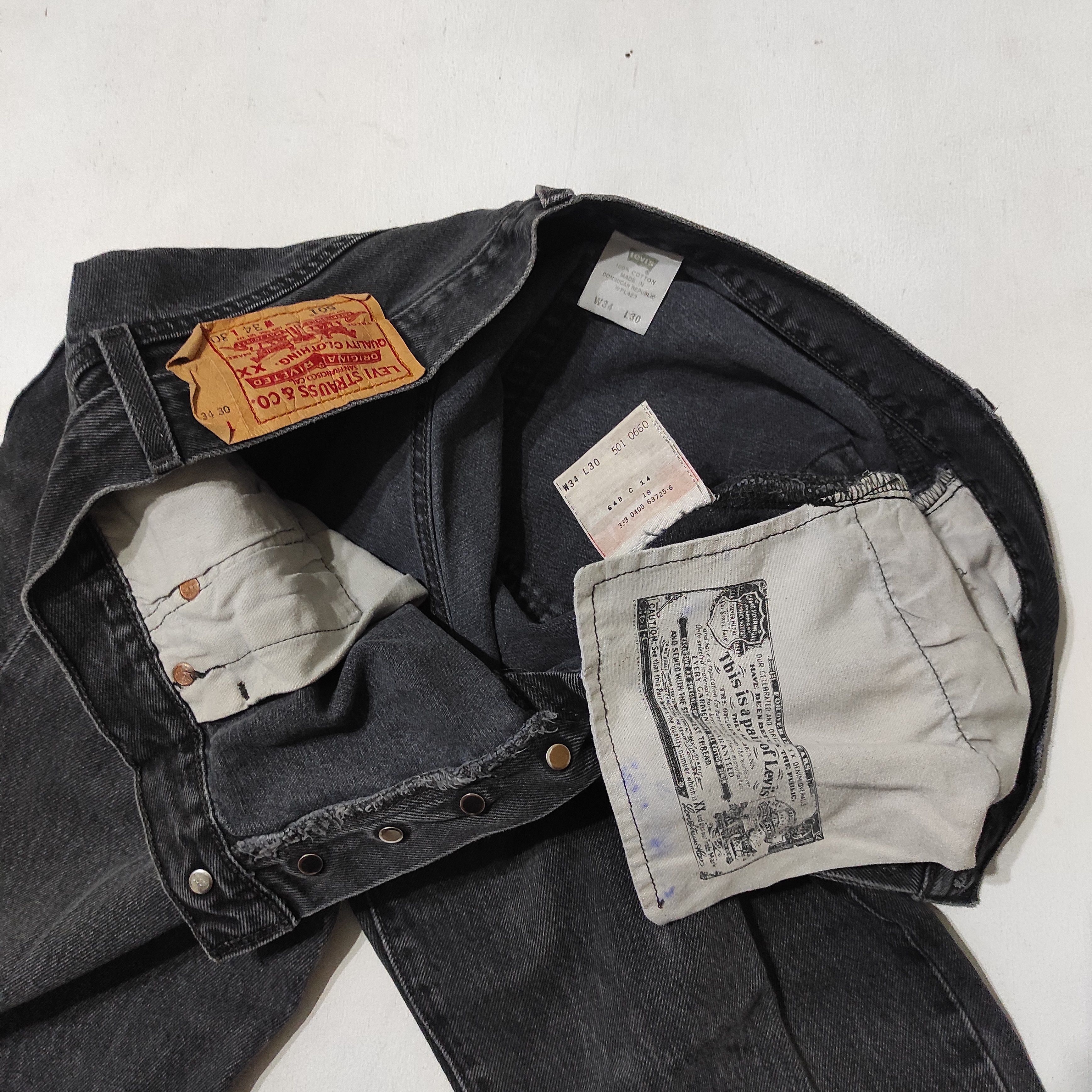 Levi's × Levi's Vintage Clothing Vintage Levis 501 Black Denim Jeans Size US 32 / EU 48 - 9 Thumbnail