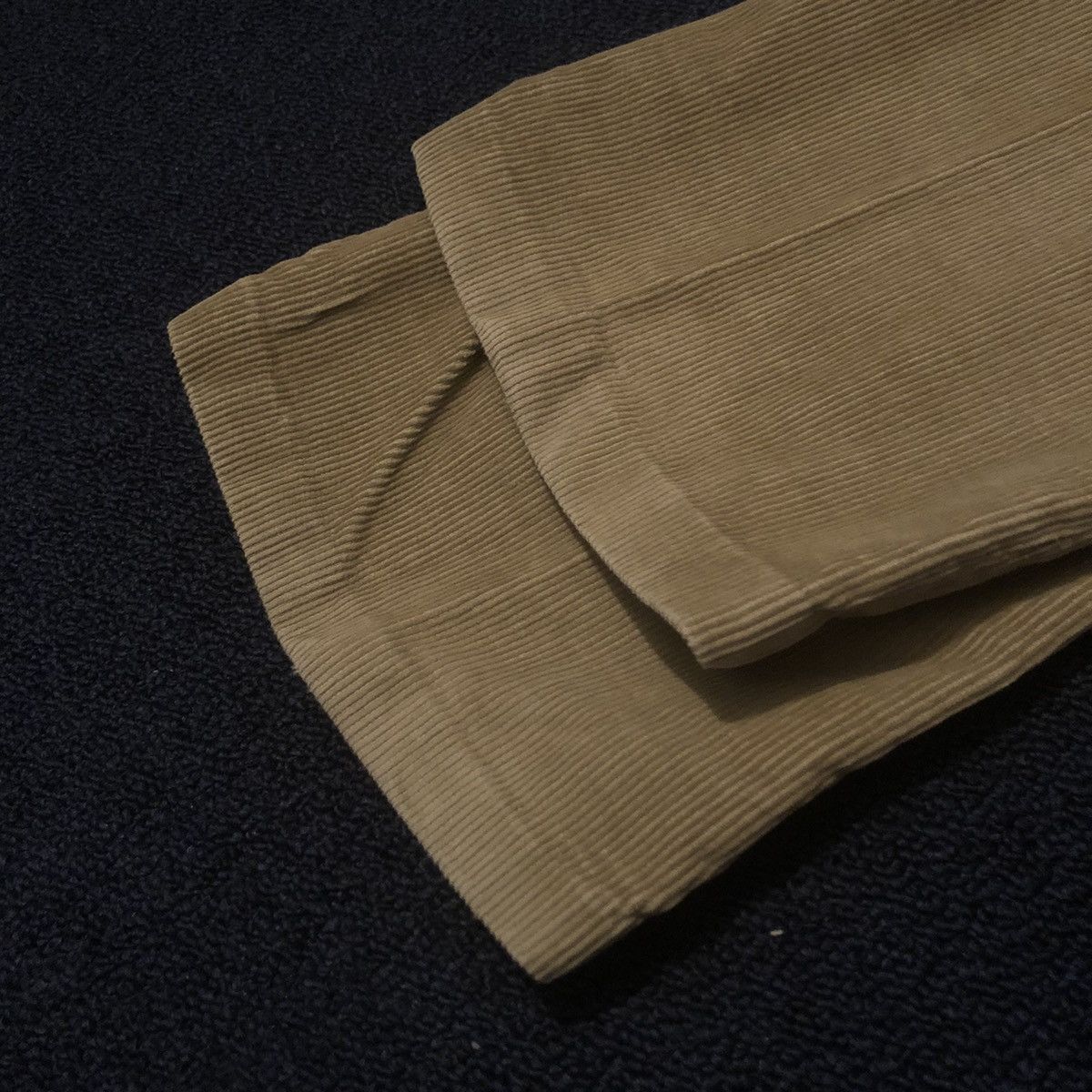 Levi's Vintage 1970s Levi’s 518 Corduroy Straight Beige Jeans 27x29 Size US 27 - 6 Thumbnail