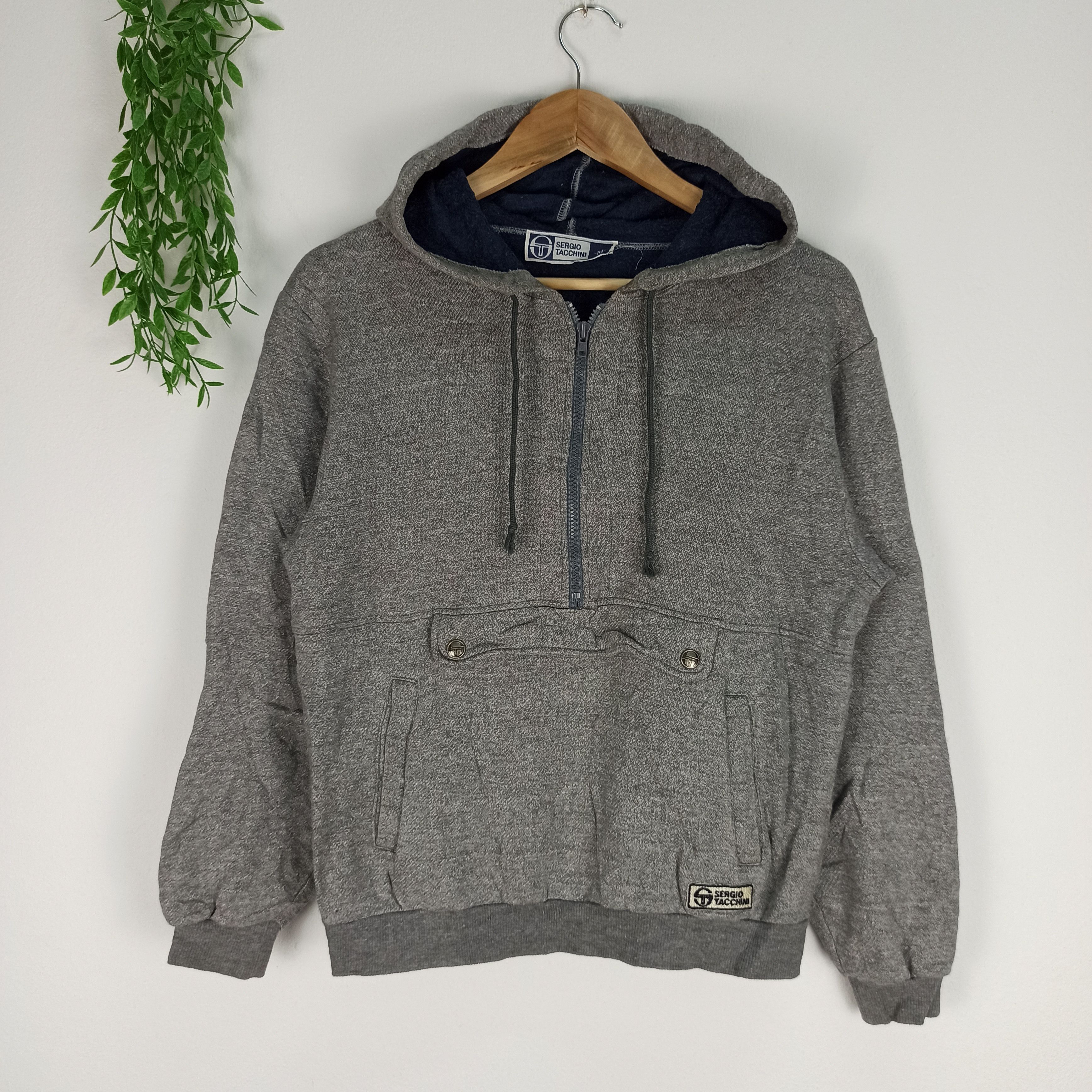 Sergio Tacchini 🔥Rare🔥 Sergio Tacchini Hoodie Simple But Nice Size US M / EU 48-50 / 2 - 1 Thumbnail