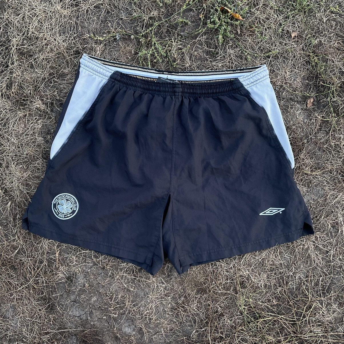Vintage Vintage 90s Umbro Logo Shorts Y2K Skate Drill Washed Slim 36 Size US 36 / EU 52 - 1 Thumbnail