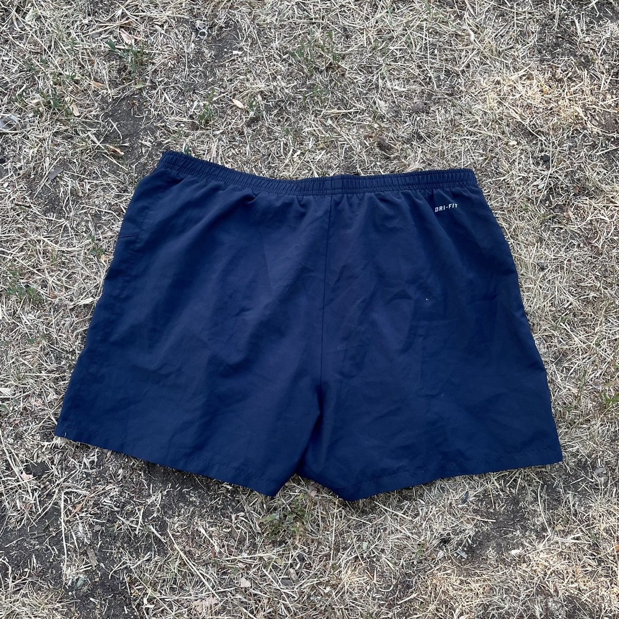 Vintage Vintage Y2K Nike Swoosh Shorts Streetwear Skate Navy Slim M Size US 32 / EU 48 - 5 Thumbnail