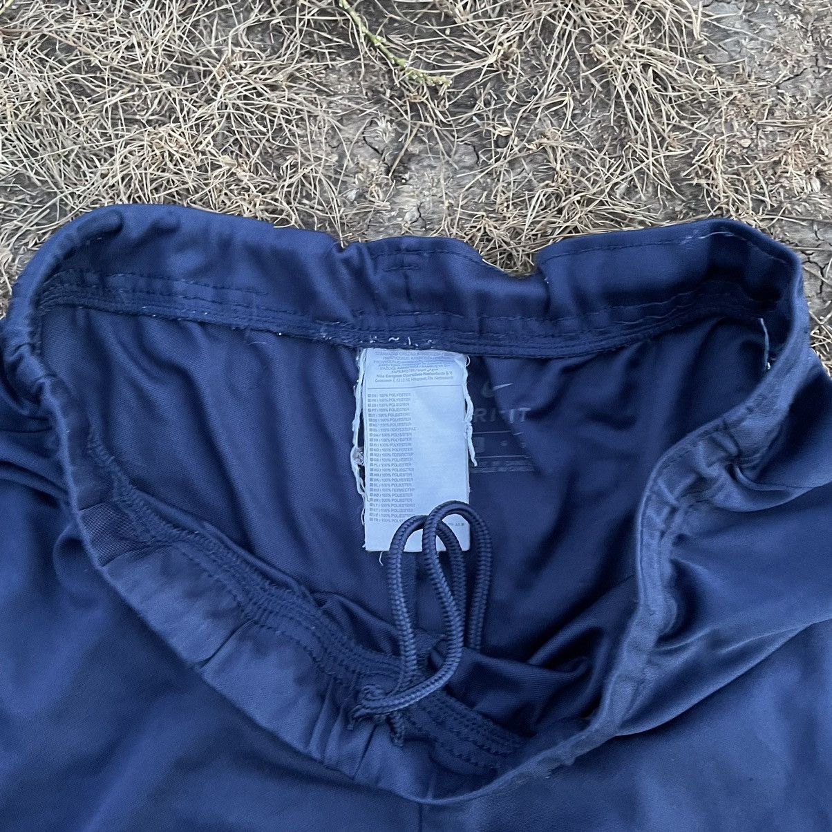 Vintage Vintage Nike Swoosh Shorts Streetwear Y2K Skate Cropped 34 Size US 34 / EU 50 - 4 Thumbnail