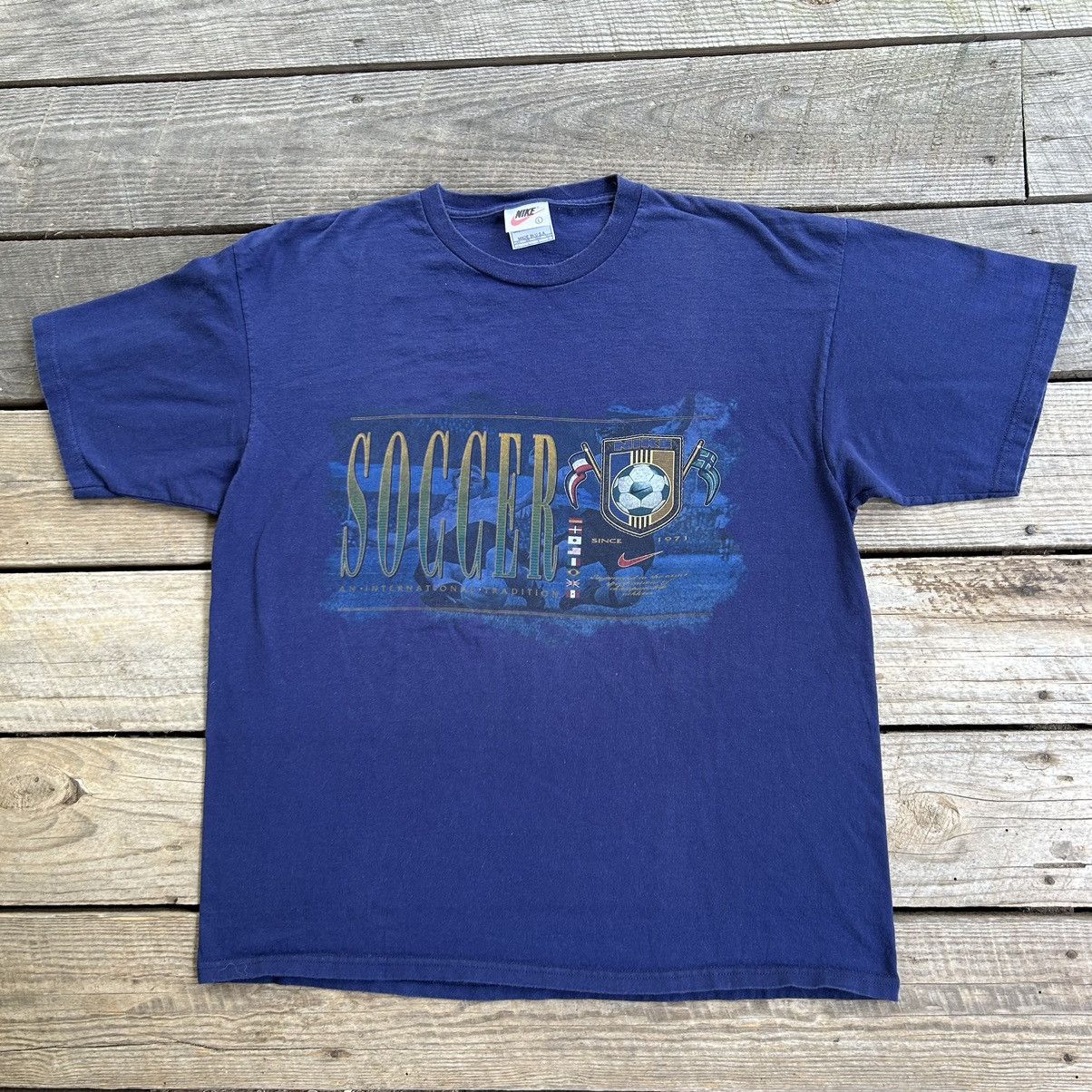 Nike Vintage 90s Nike Soccer International Tradition T Shirt Size US L / EU 52-54 / 3 - 1 Thumbnail