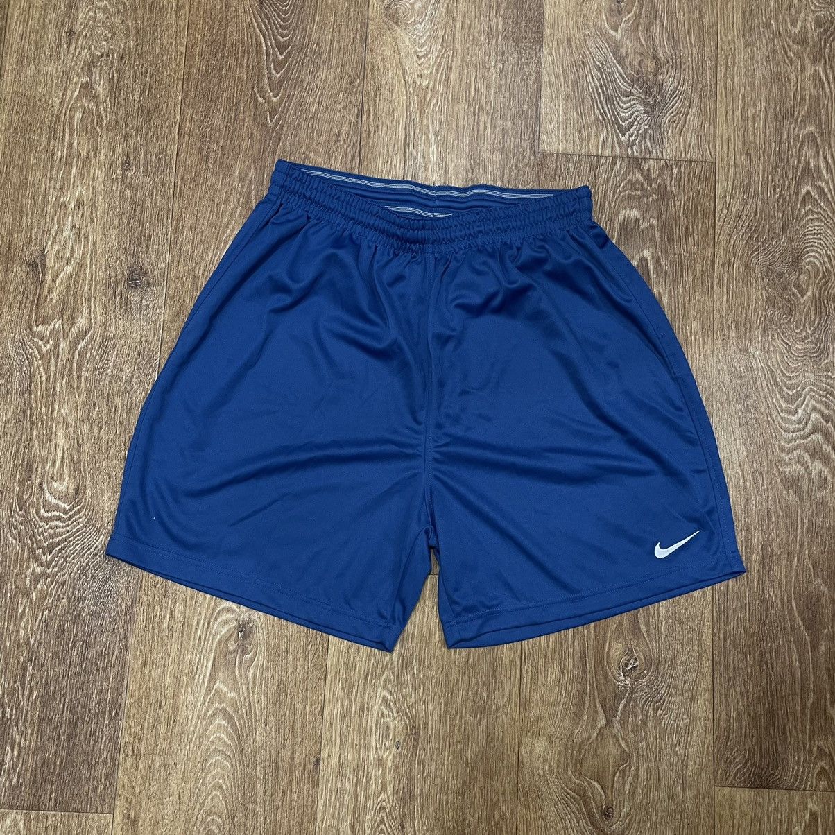 Vintage Vintage Nike Swoosh Shorts Y2K Streetwear Skate Blue Boxy 34 Size US 34 / EU 50 - 1 Thumbnail
