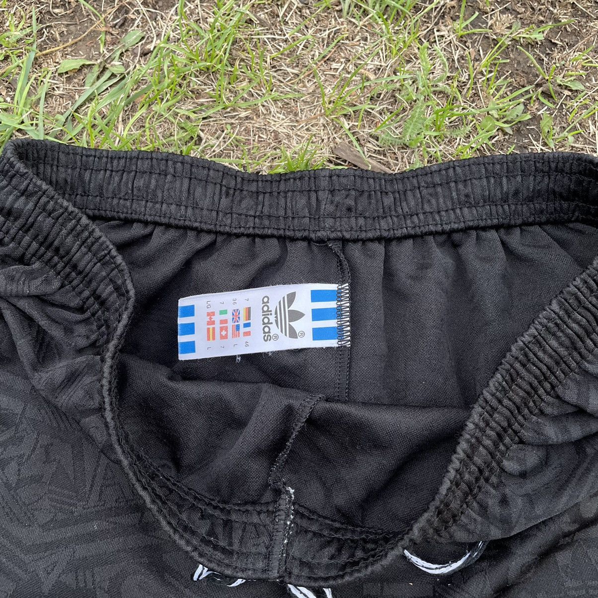 Vintage Vintage 90s Adidas Striped Nylon Shorts Streetwear Indie 32 Size US 32 / EU 48 - 4 Thumbnail