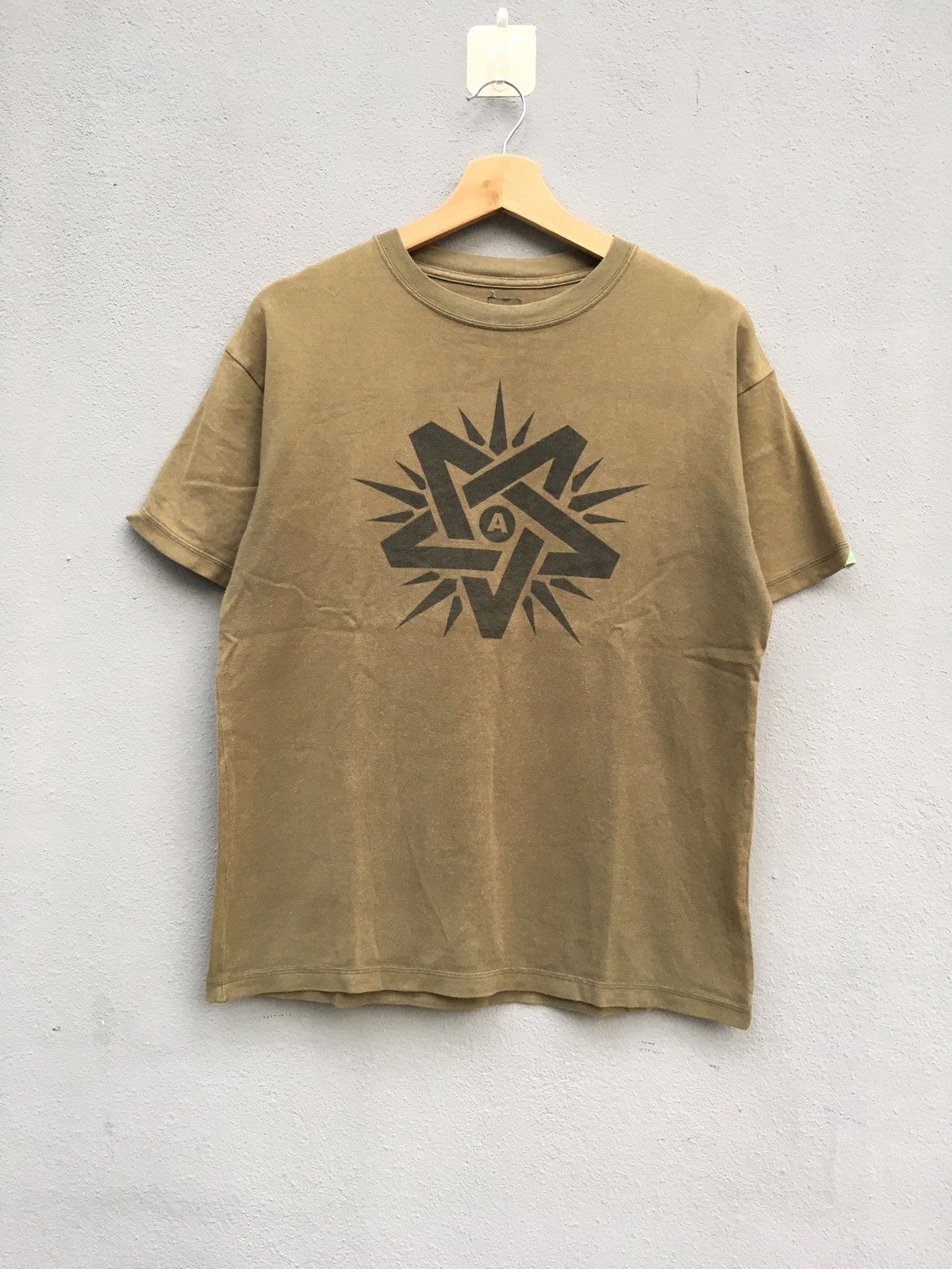 Undercover × Vintage Vintage undercover anarchy punk logo Size US M / EU 48-50 / 2 - 2 Thumbnail