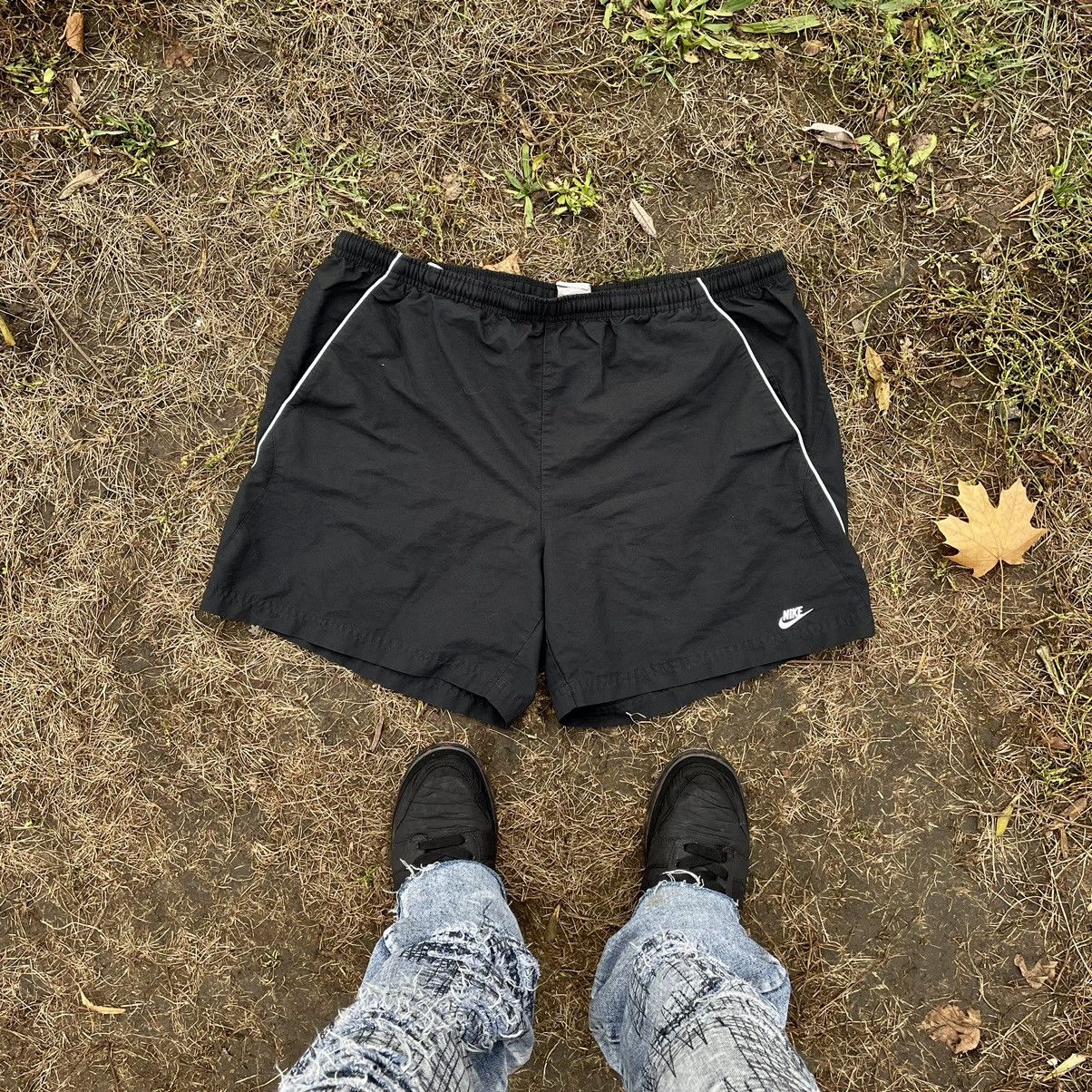 Nike Vintage Y2K Drill Nike Swoosh Logo Shorts Streetwear 90s Size US 36 / EU 52 - 1 Thumbnail