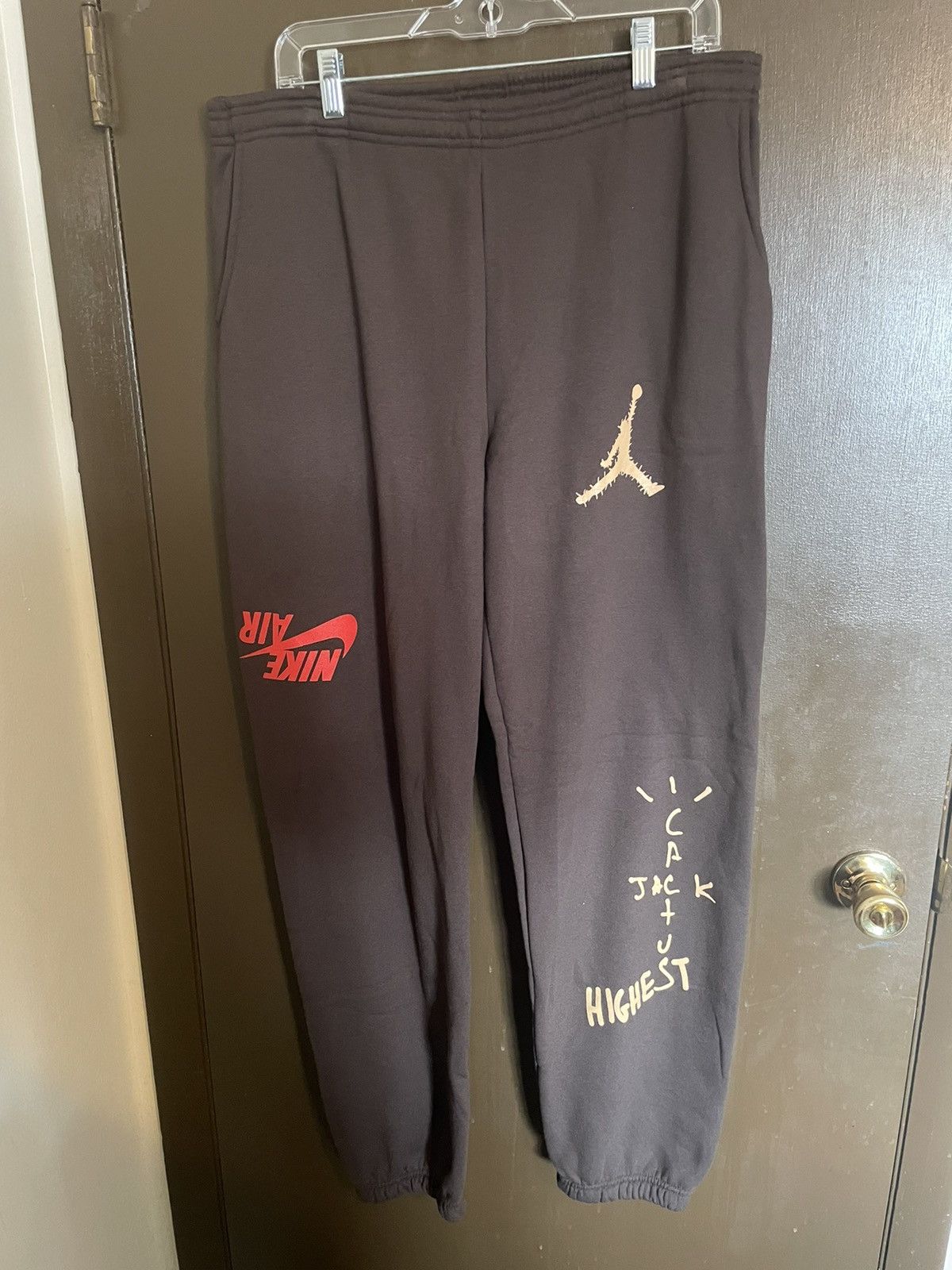 travis scott x jordan sweatpants