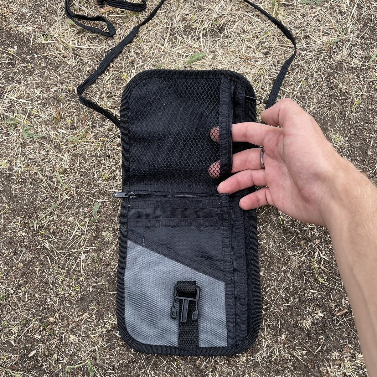 Vintage Vintage Y2K Japanese Nylon Crossbody Bag Black Streetwear OS Size ONE SIZE - 5 Thumbnail