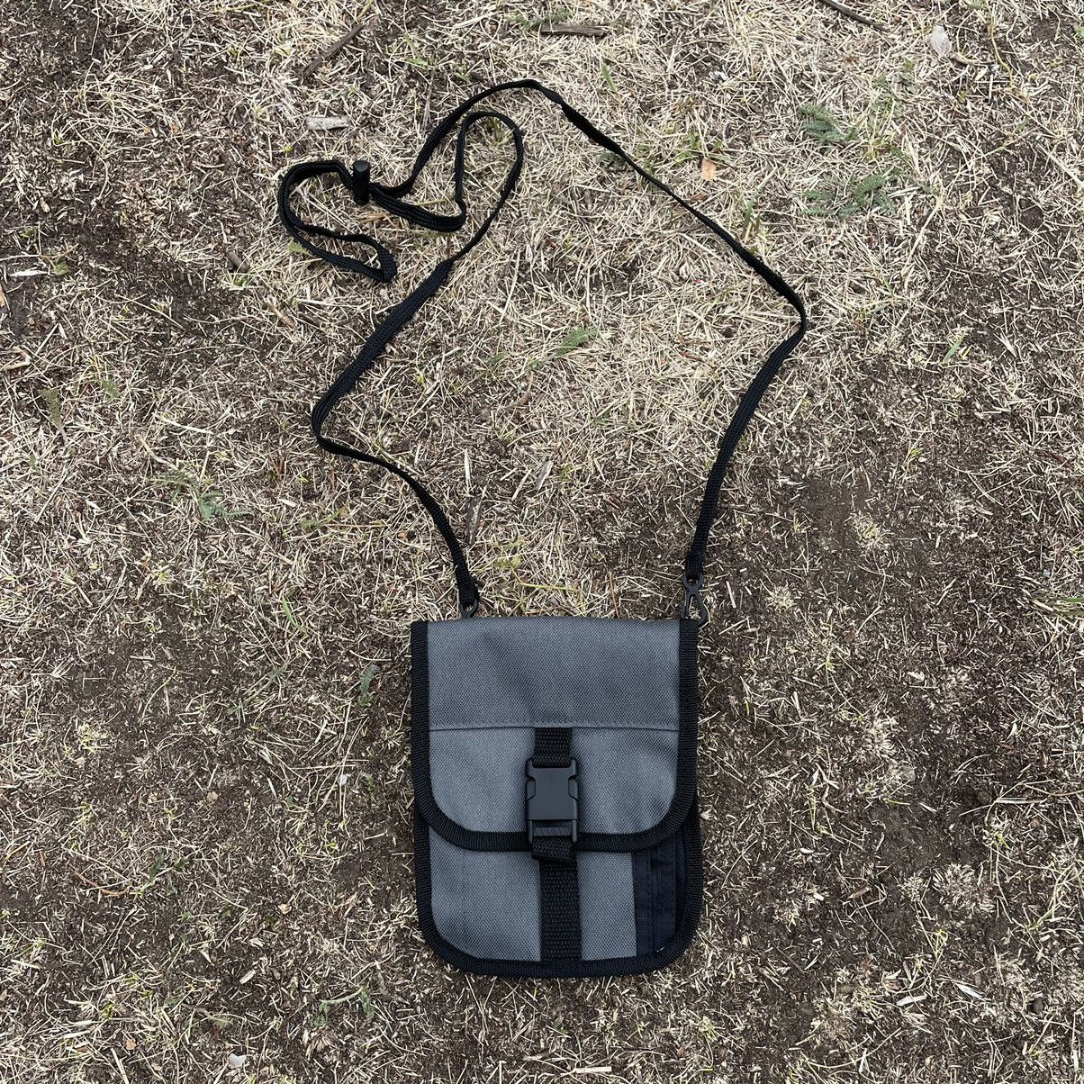 Vintage Vintage Y2K Japanese Nylon Crossbody Bag Black Streetwear OS Size ONE SIZE - 1 Thumbnail