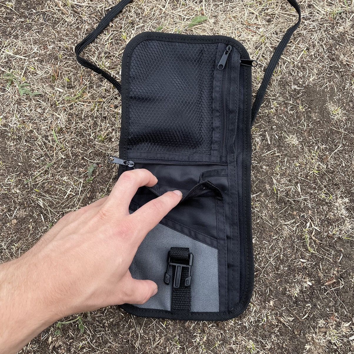 Vintage Vintage Y2K Japanese Nylon Crossbody Bag Black Streetwear OS Size ONE SIZE - 4 Thumbnail
