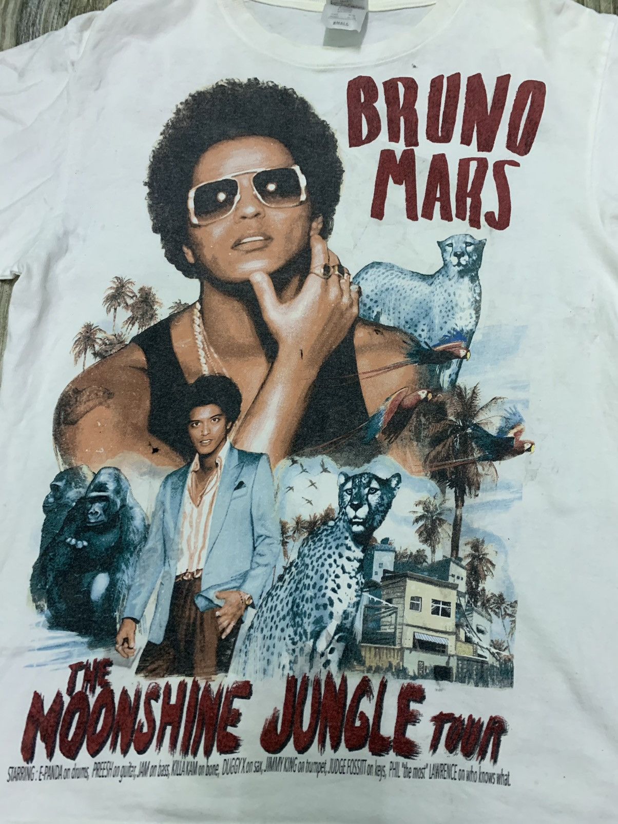 Band Tees × Vintage Bruno Mars The Moonshine Jungle 2013 Tour T Shirt Size US S / EU 44-46 / 1 - 5 Thumbnail