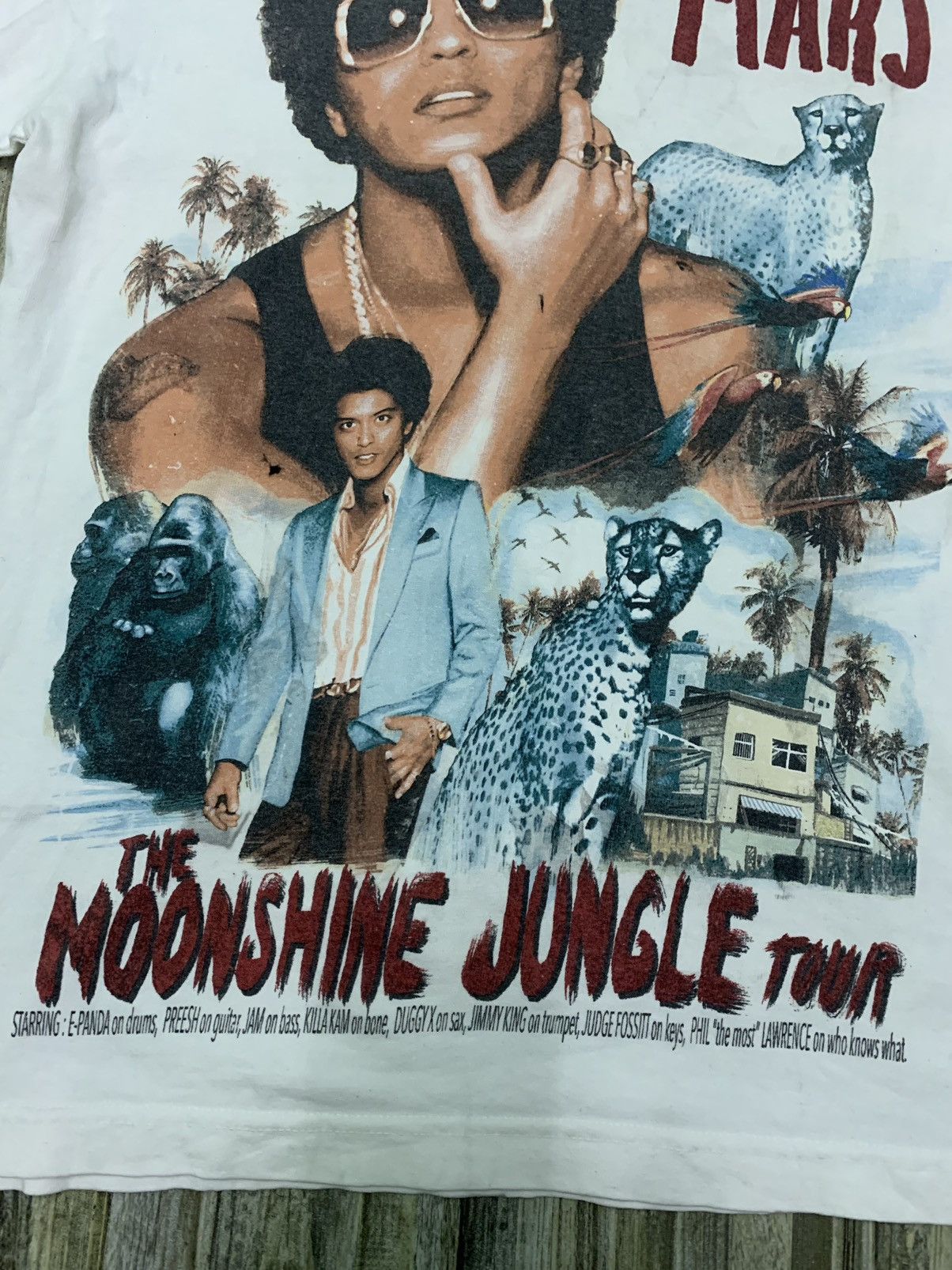 Band Tees × Vintage Bruno Mars The Moonshine Jungle 2013 Tour T Shirt Size US S / EU 44-46 / 1 - 4 Thumbnail