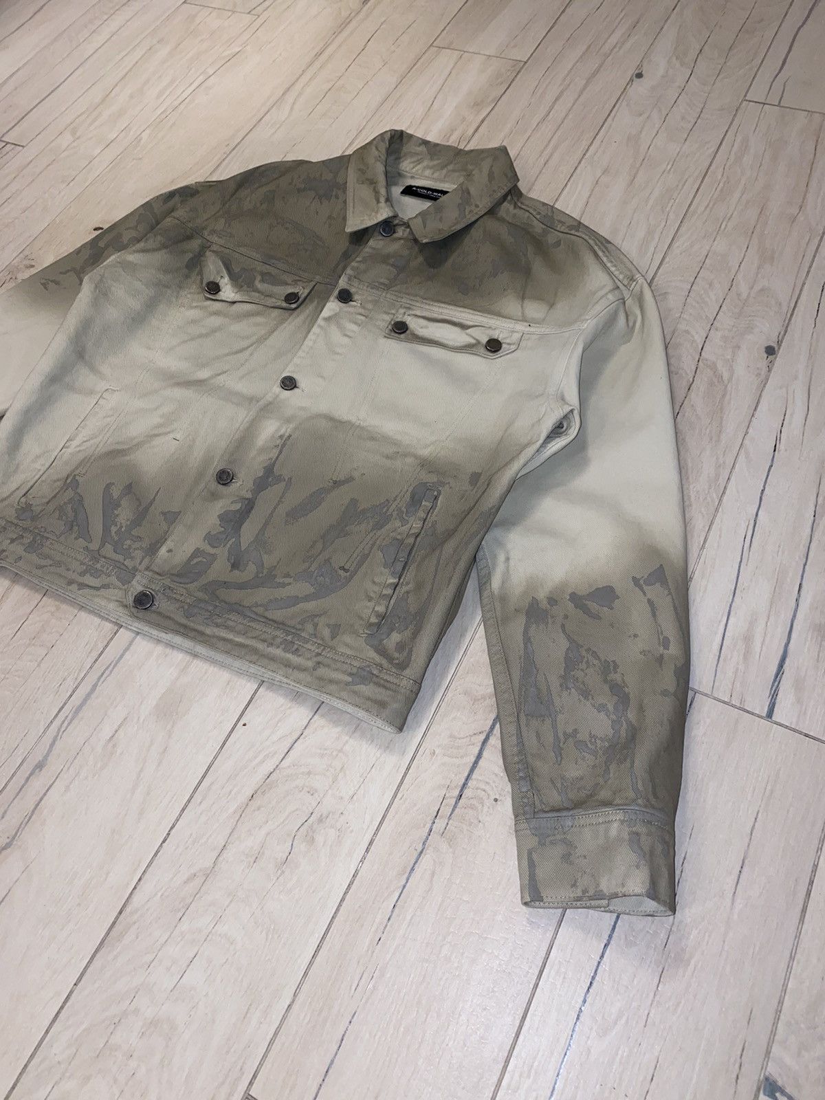 A-COLD-WALL* DS! A-Cold-Wall* Beige Corrosion Denim Jacket Size US L / EU 52-54 / 3 - 2 Thumbnail