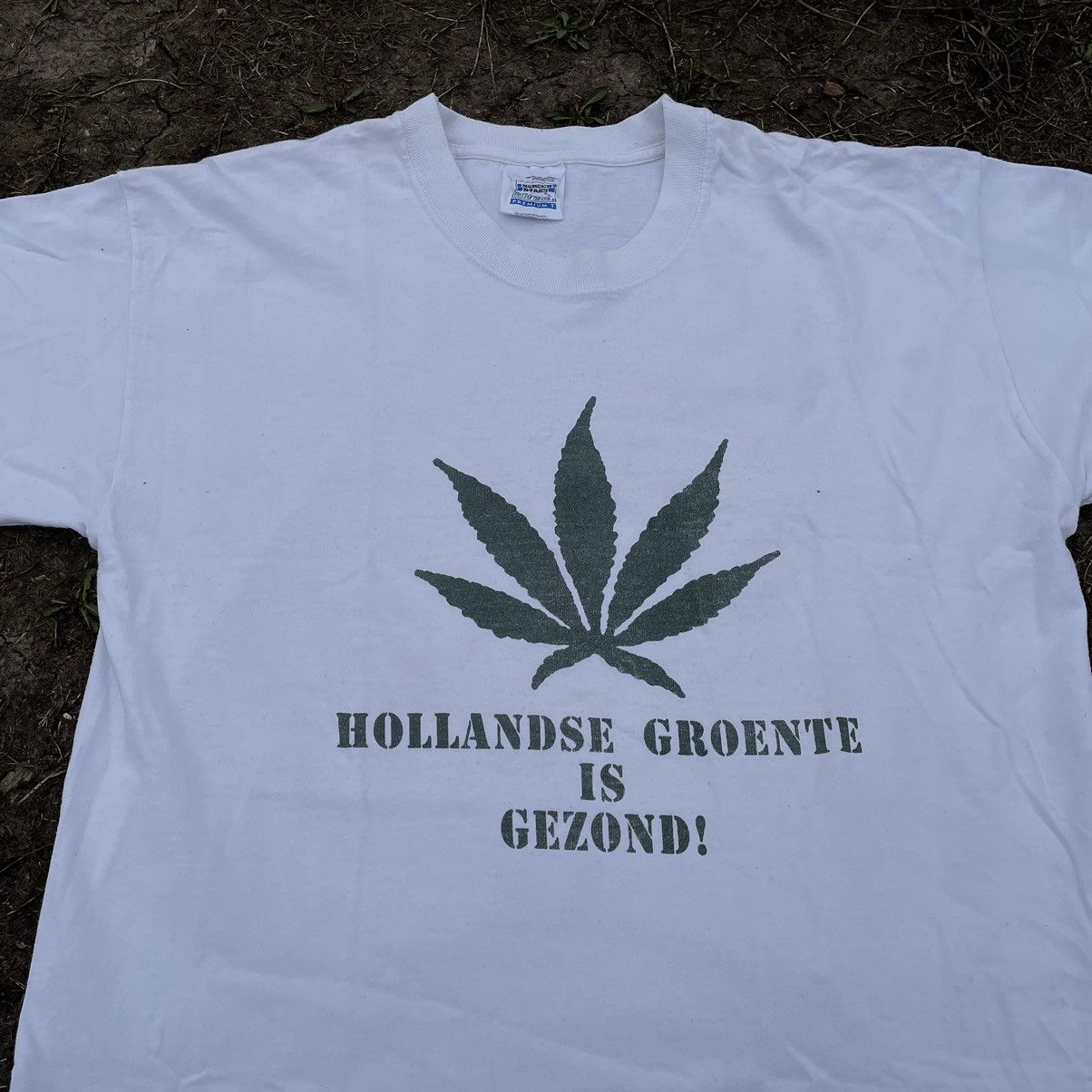 Vintage Vintage 90s Graphic Tee Cannabis Leaf Streetwear Goth Slim L Size US L / EU 52-54 / 3 - 1 Thumbnail