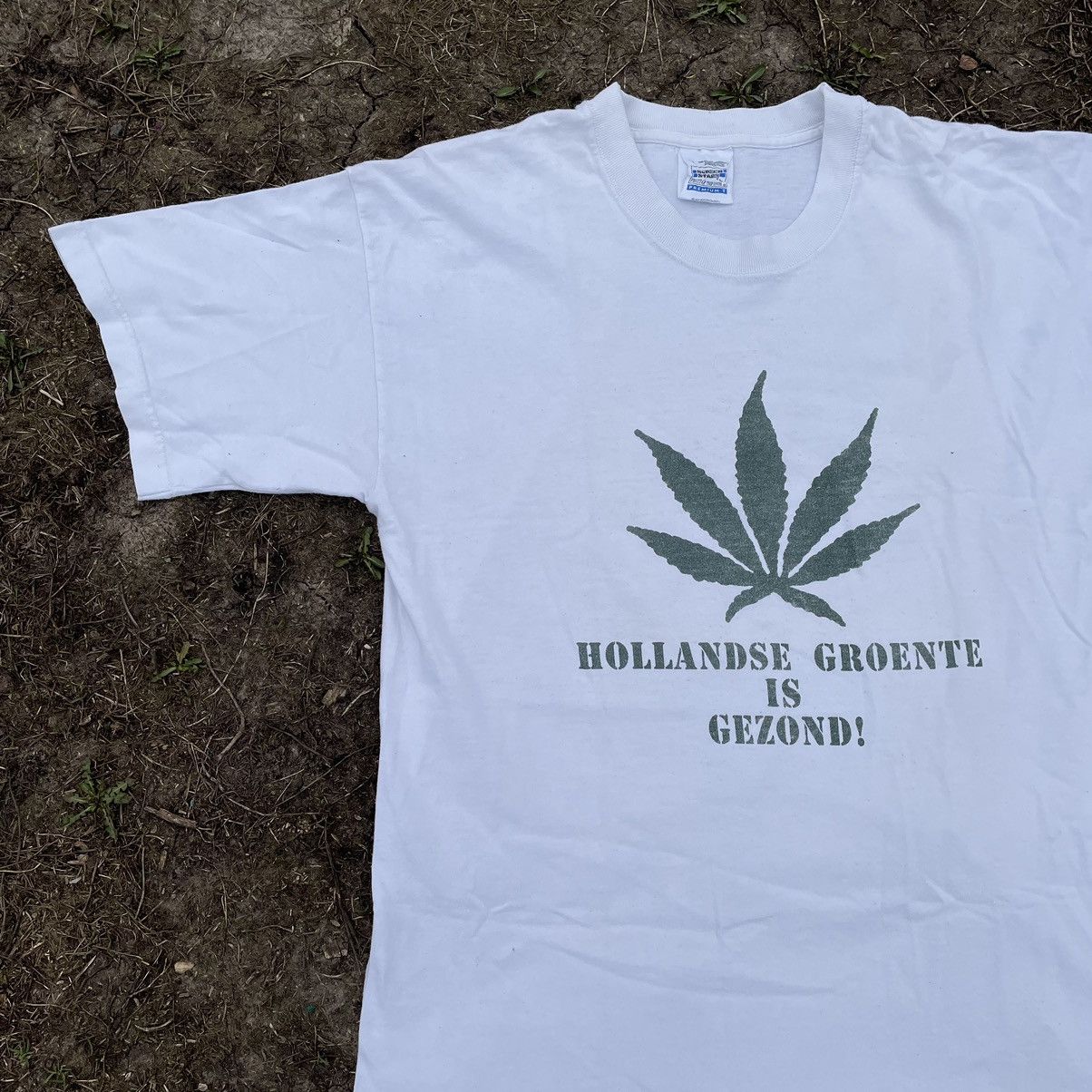 Vintage Vintage 90s Graphic Tee Cannabis Leaf Streetwear Goth Slim L Size US L / EU 52-54 / 3 - 5 Thumbnail