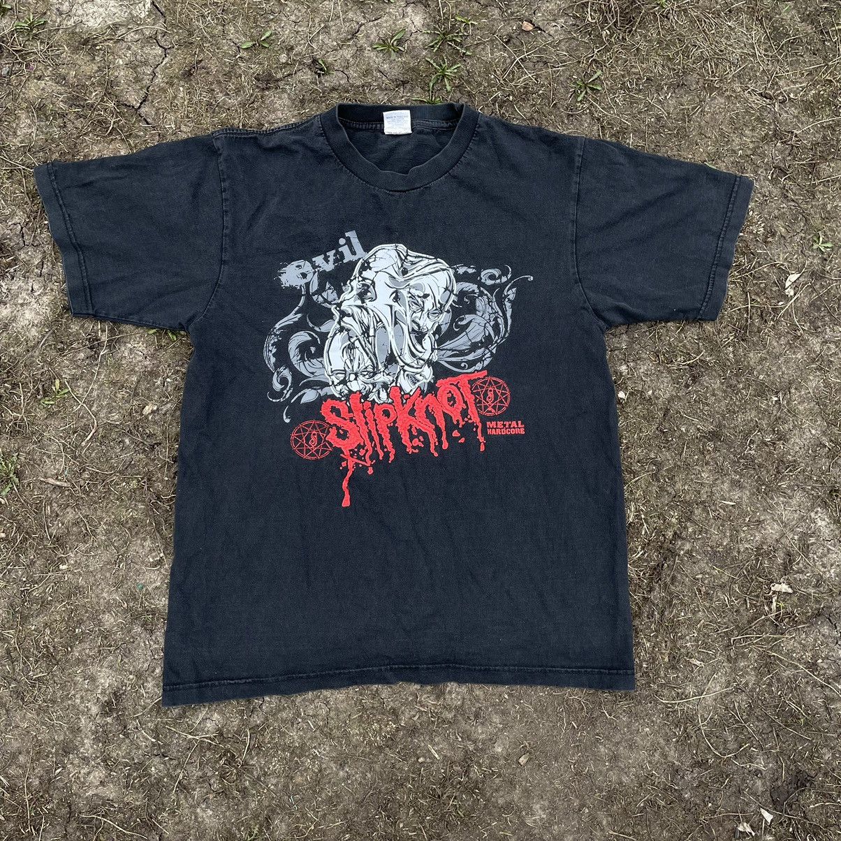 Vintage Vintage 90s Slipknot Graphic Tee Band Tee Grunge Horror L Size US L / EU 52-54 / 3 - 3 Thumbnail