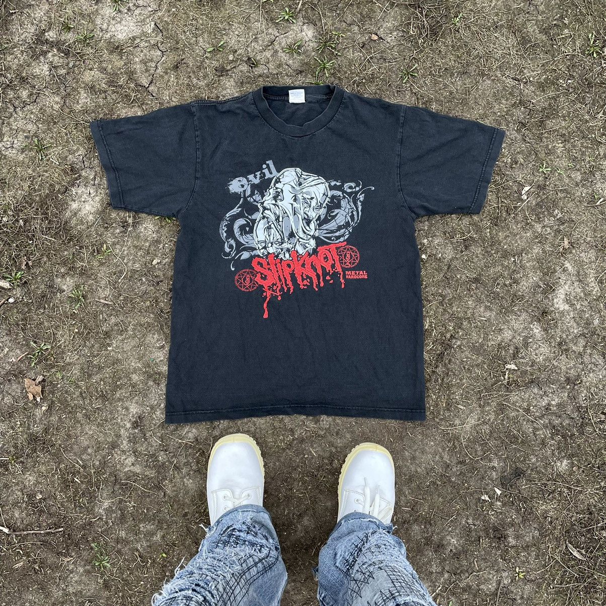 Vintage Vintage 90s Slipknot Graphic Tee Band Tee Grunge Horror L Size US L / EU 52-54 / 3 - 1 Thumbnail