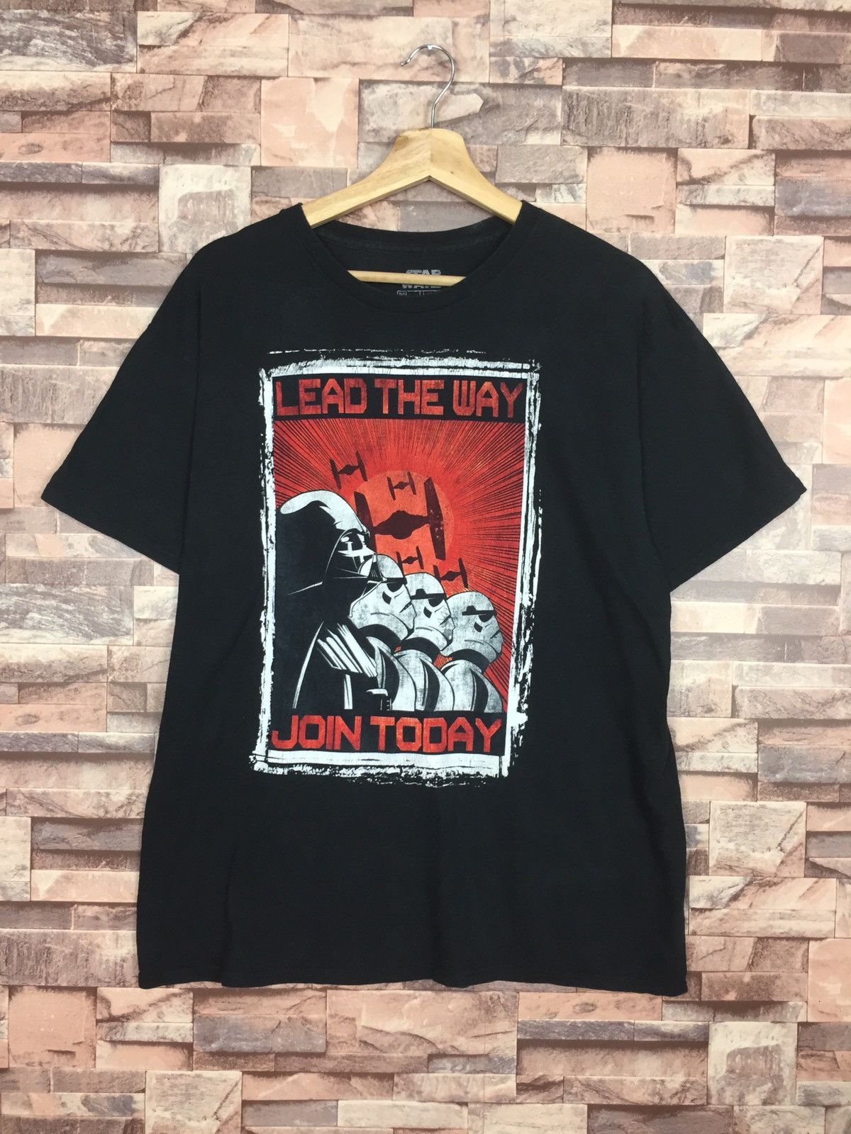 Star Wars × Vintage Dark Vader Star Wars Movie Lead The Way Tee Size US L / EU 52-54 / 3 - 1 Thumbnail