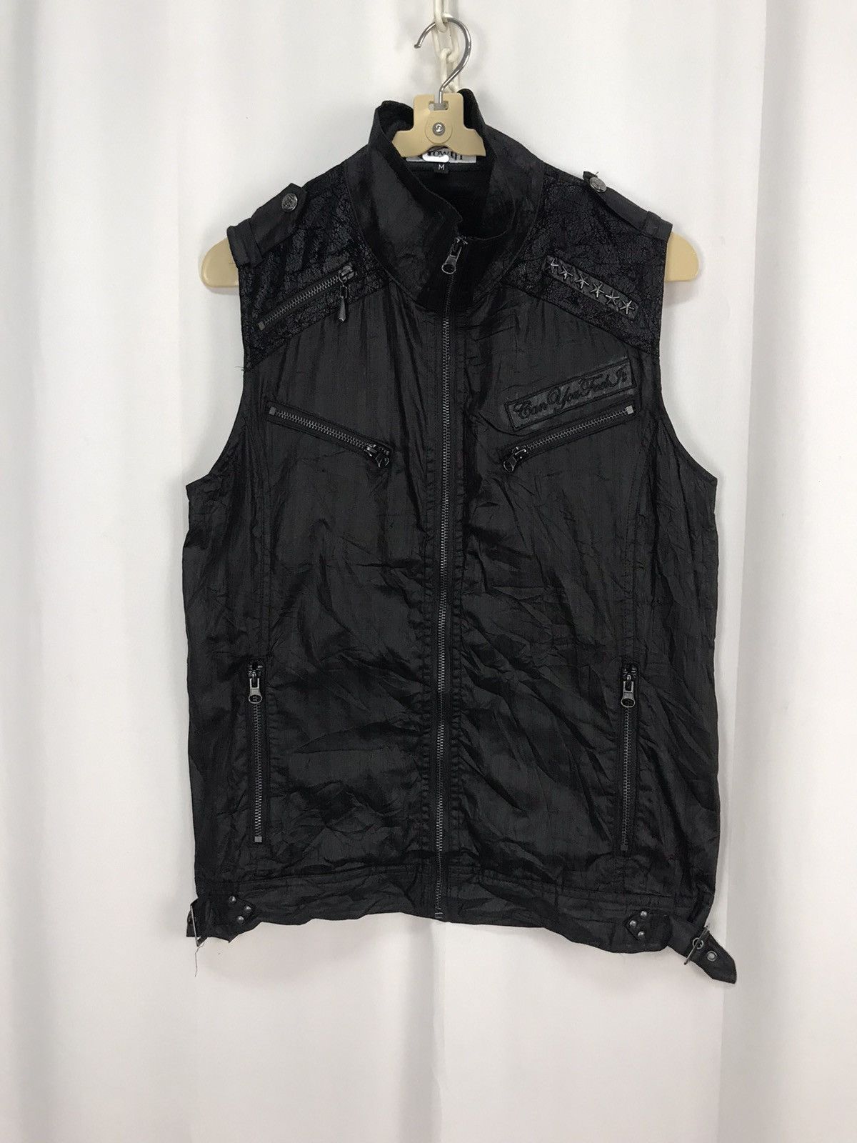 In The Attic In the attic zipper vest with patches Size US S / EU 44-46 / 1 - 8 Thumbnail