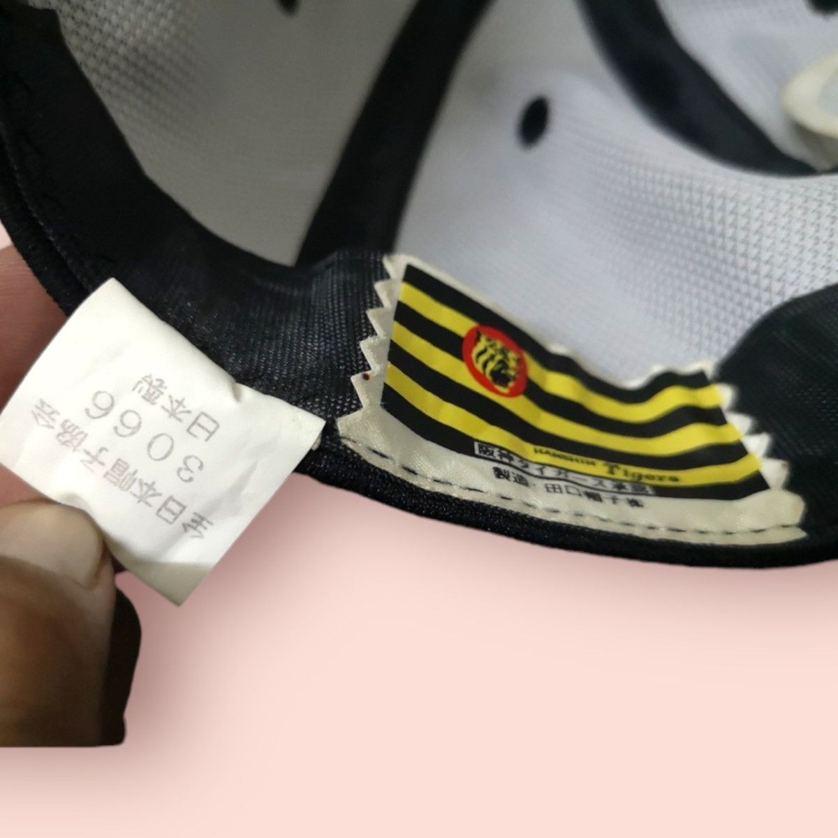 Gear for Sports VINTAGE HANSHIN TIGERS BASEBALL CAP Size ONE SIZE - 15 Thumbnail