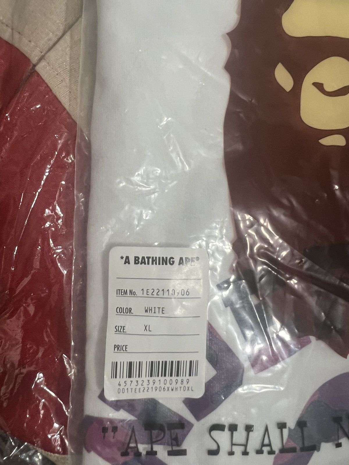 Bape × Undefeated Bape X undefeated big head ape T-shirt extra large Size US XL / EU 56 / 4 - 2 Thumbnail