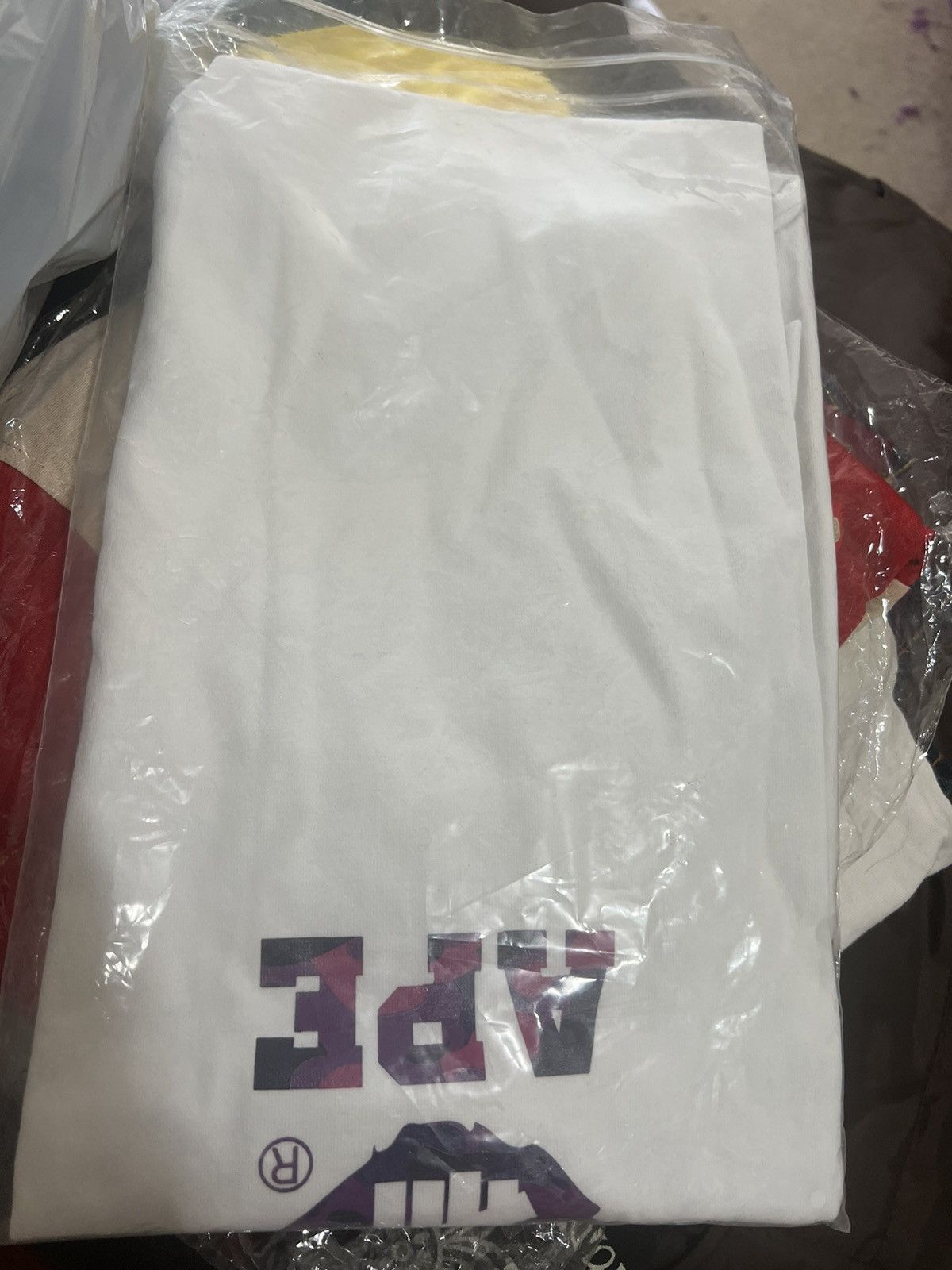 Bape × Undefeated Bape X undefeated big head ape T-shirt extra large Size US XL / EU 56 / 4 - 3 Thumbnail