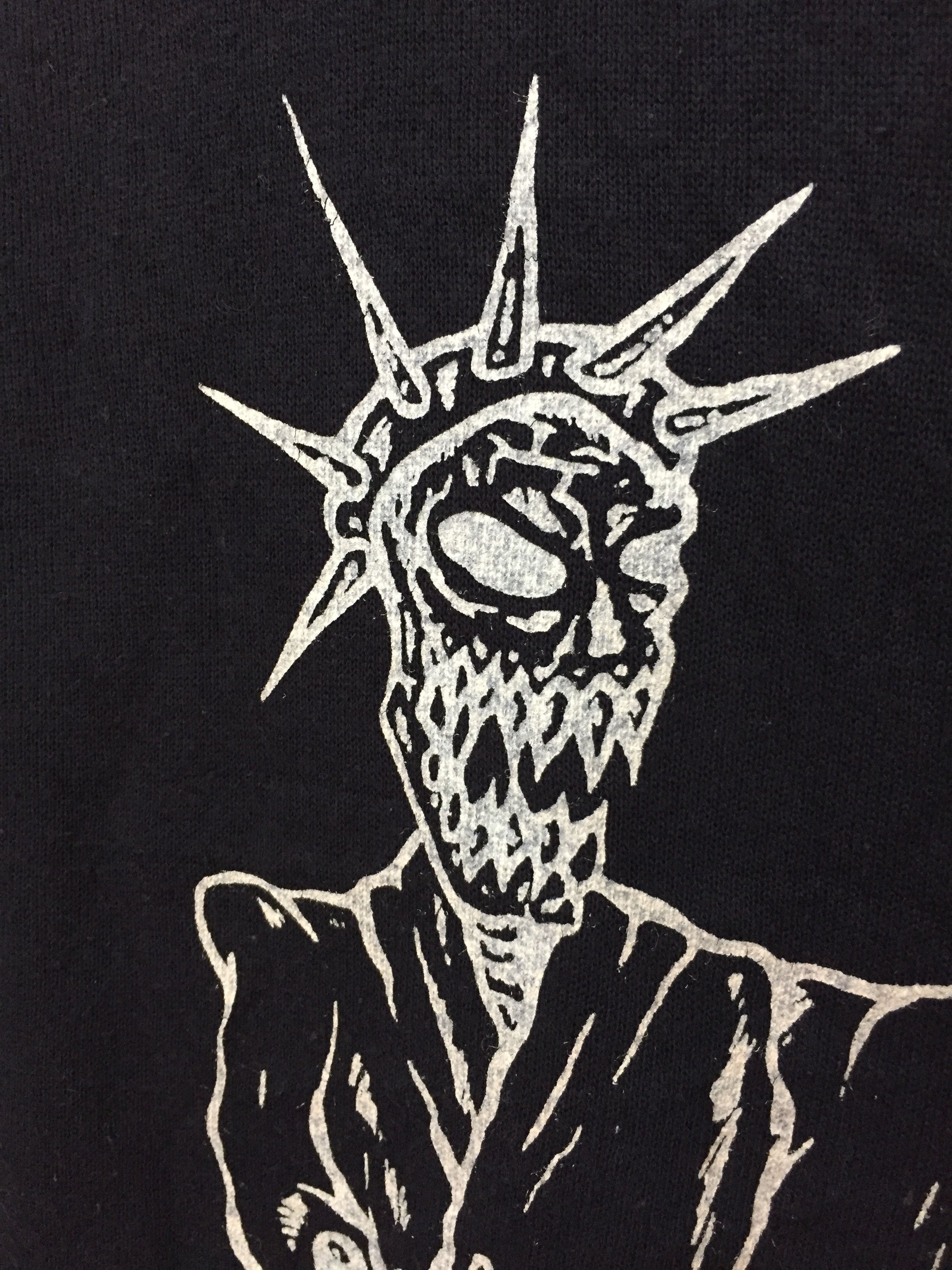 Japanese Brand 90's PUNK statue of liberty skull 50/50 polycotton Size US L / EU 52-54 / 3 - 5 Thumbnail