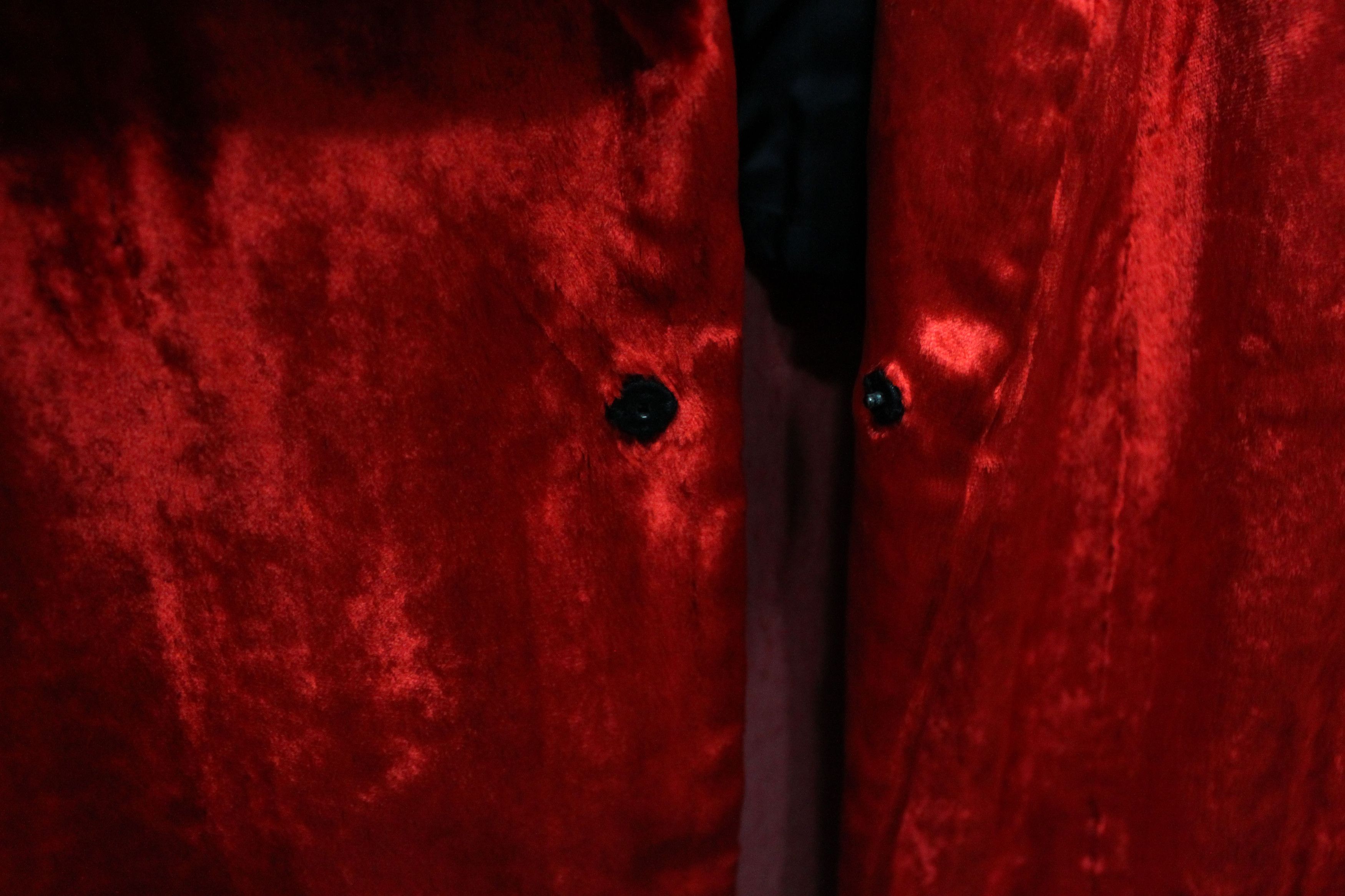 Yohji Yamamoto AW 05 RED VELVET SHIRT Size US S / EU 44-46 / 1 - 5 Thumbnail