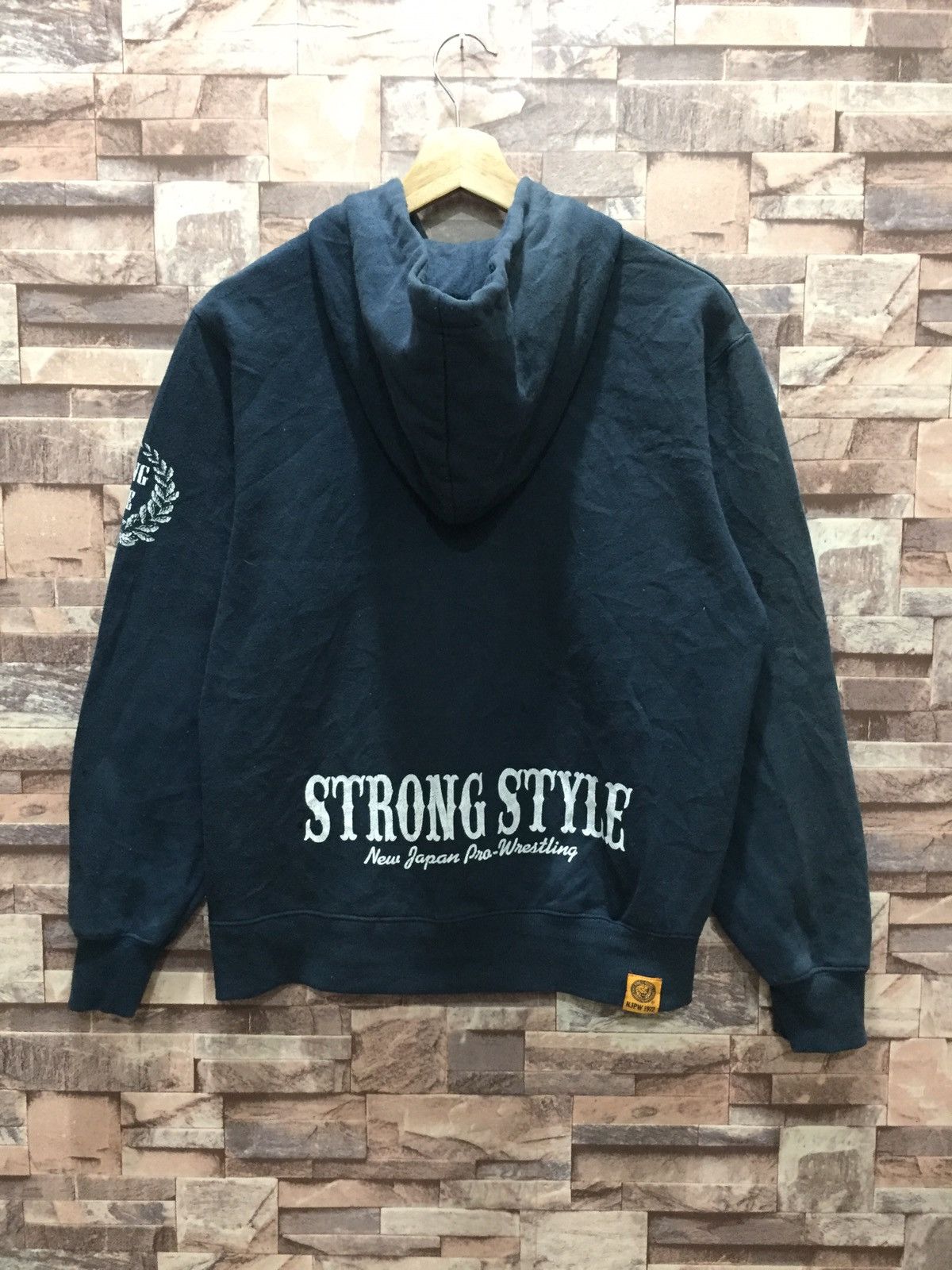 Japanese Brand New Japan Pro Wrestling 1972 Hoodie #5-44 Size US M / EU 48-50 / 2 - 2 Thumbnail