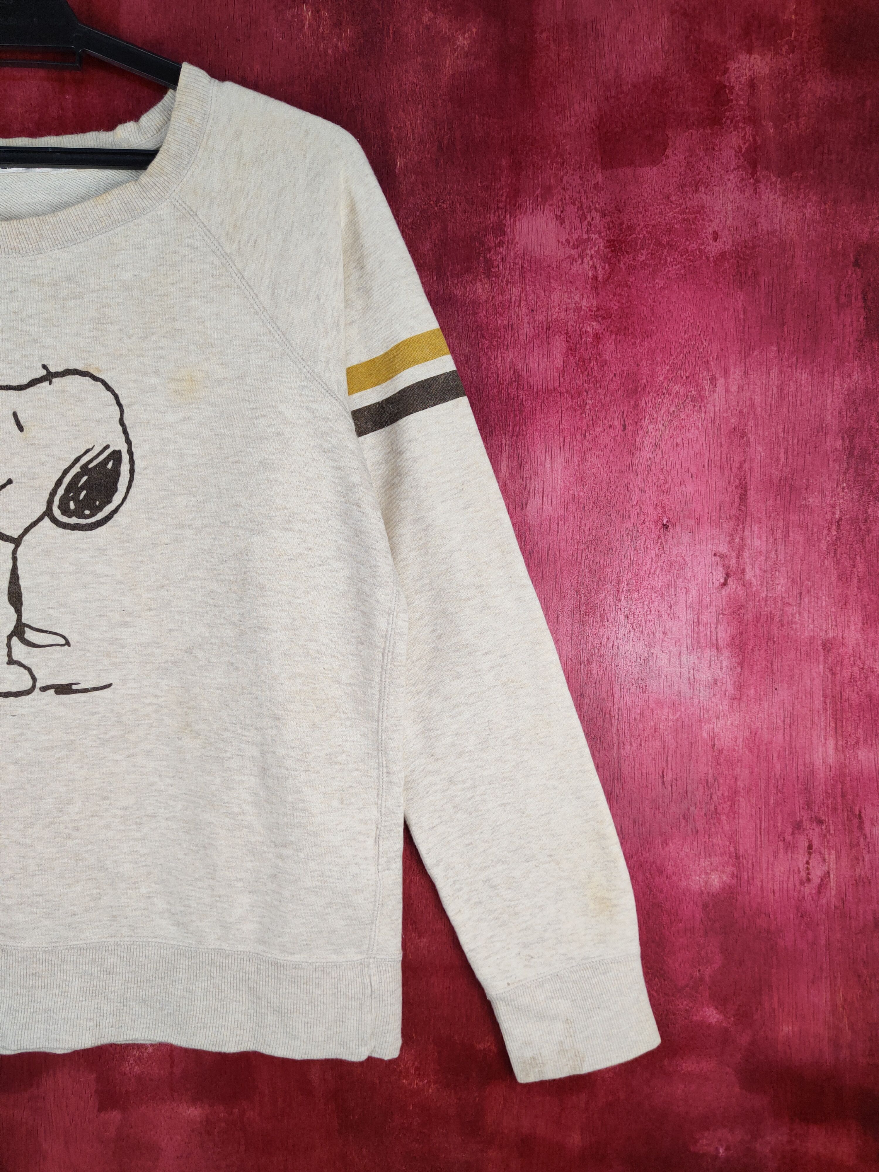 Peanuts Uniqlo Light Brown (Snoopy) vintage Sweatshirt #177B Size L / US 10 / IT 46 - 6 Thumbnail