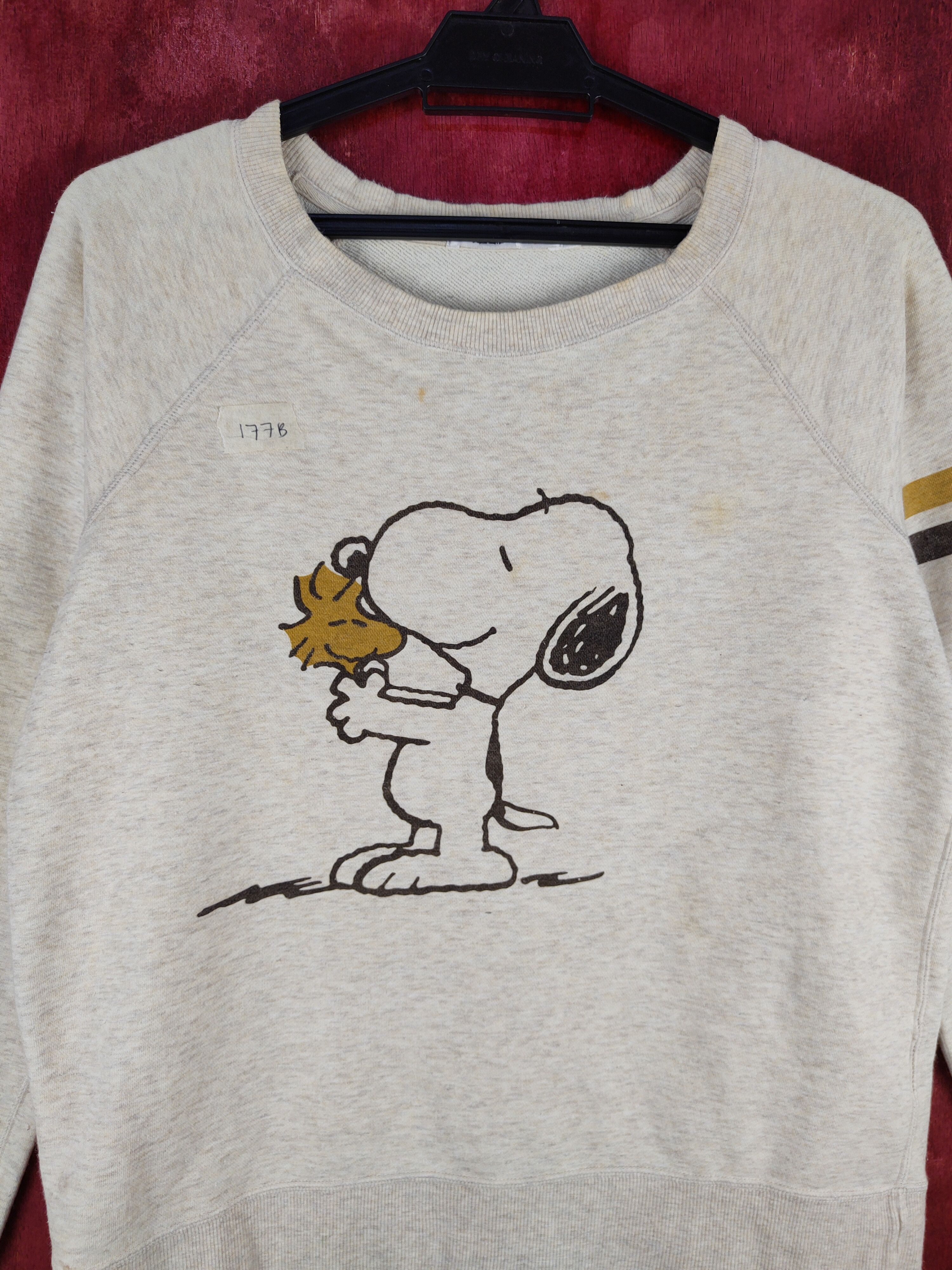Peanuts Uniqlo Light Brown (Snoopy) vintage Sweatshirt #177B Size L / US 10 / IT 46 - 2 Thumbnail