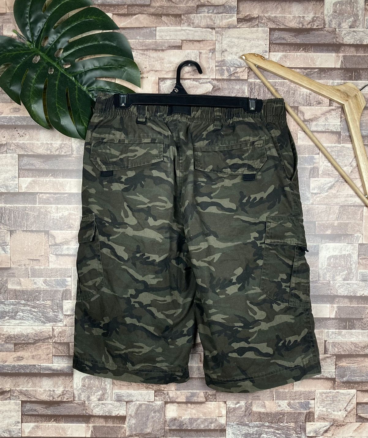 Other Camo Cropped Shorts Pants Size US 30 / EU 46 - 2 Thumbnail