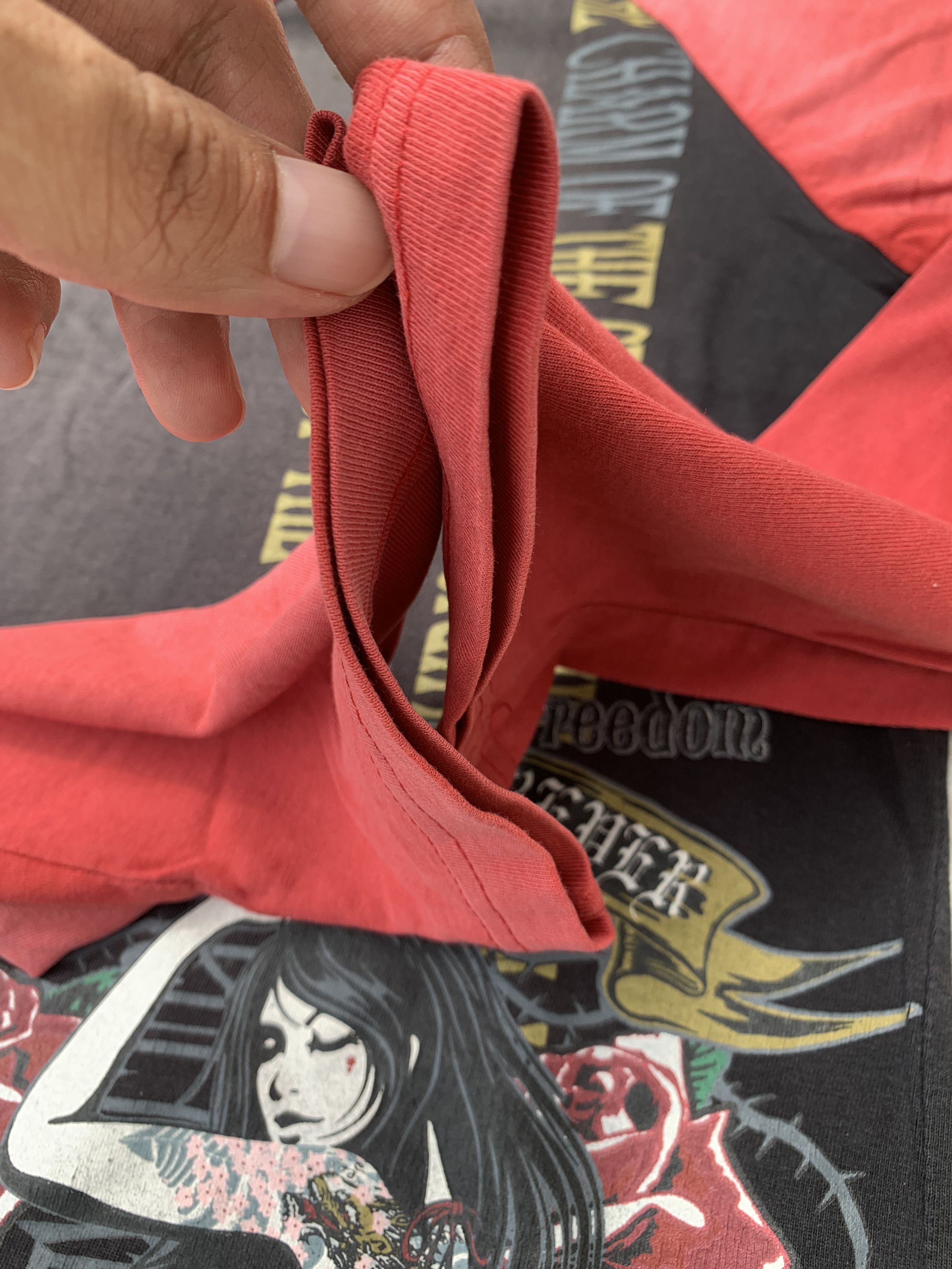 Vintage Vintage Sakura Girl Sukajan Graphic Gradient Faded LS Tee Size US L / EU 52-54 / 3 - 9 Thumbnail