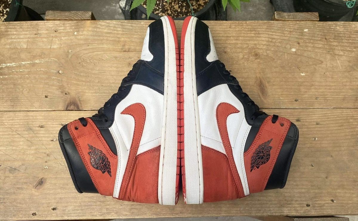 Jordan Brand 🔥 Nike Air Jordan 1 Retro High OG Track Red 2018 Size US 11 / EU 44 - 22 Thumbnail