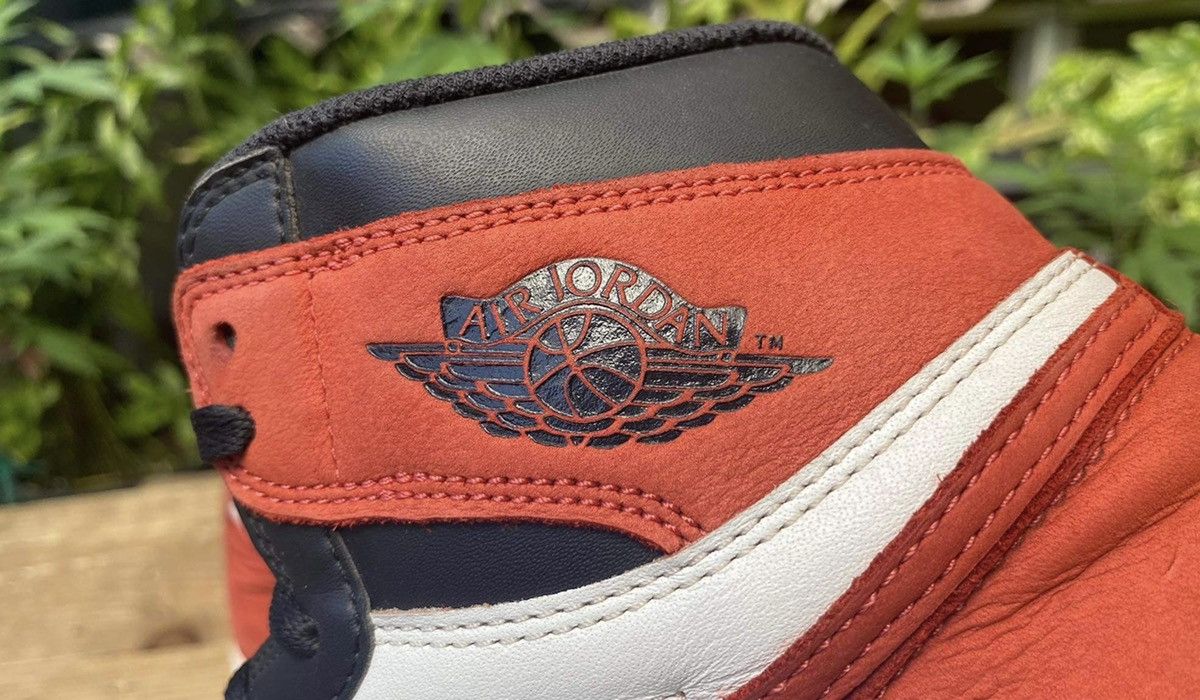 Jordan Brand 🔥 Nike Air Jordan 1 Retro High OG Track Red 2018 Size US 11 / EU 44 - 19 Thumbnail