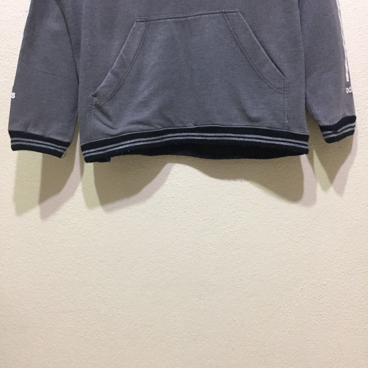Adidas × Vintage Vintage Adidas Hoodie size XL Size US XL / EU 56 / 4 - 4 Thumbnail