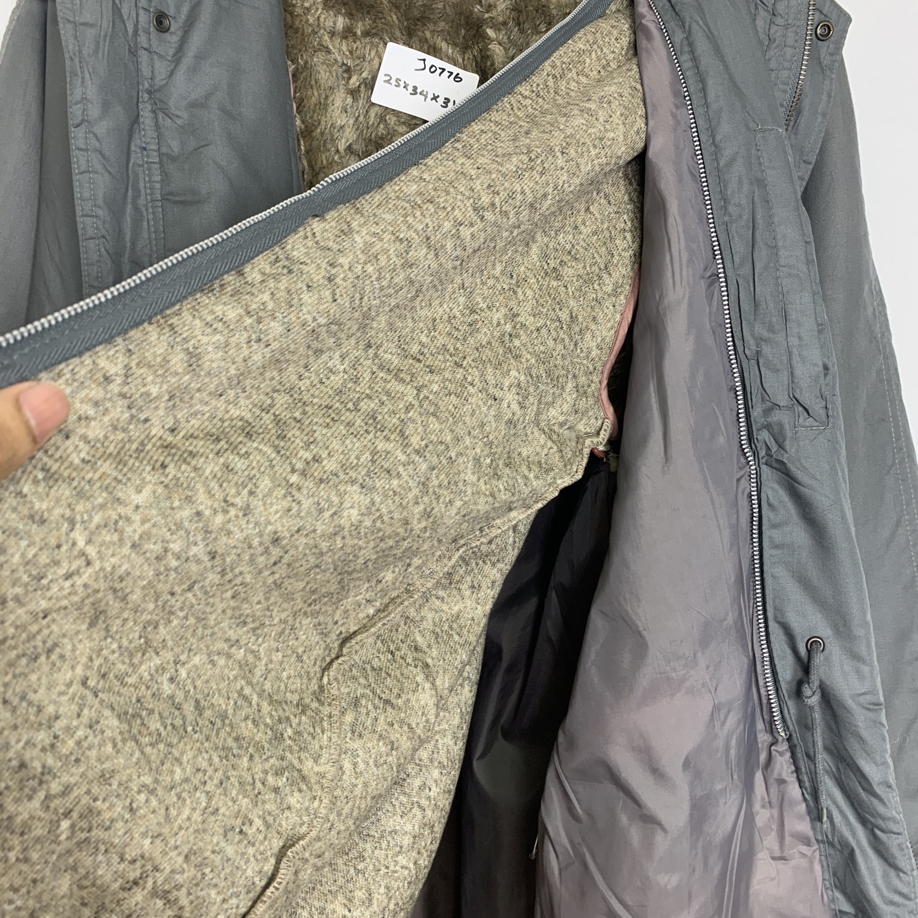 Japanese Brand Vintage Japanese Brand Parkas Fur Lining Parkas J0776 Size US L / EU 52-54 / 3 - 11 Thumbnail