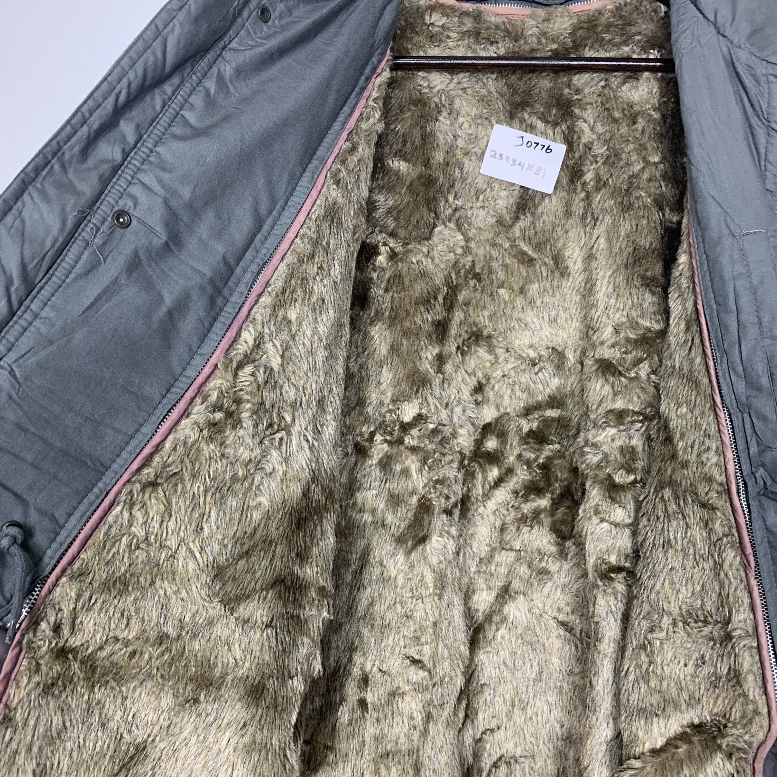 Japanese Brand Vintage Japanese Brand Parkas Fur Lining Parkas J0776 Size US L / EU 52-54 / 3 - 12 Thumbnail