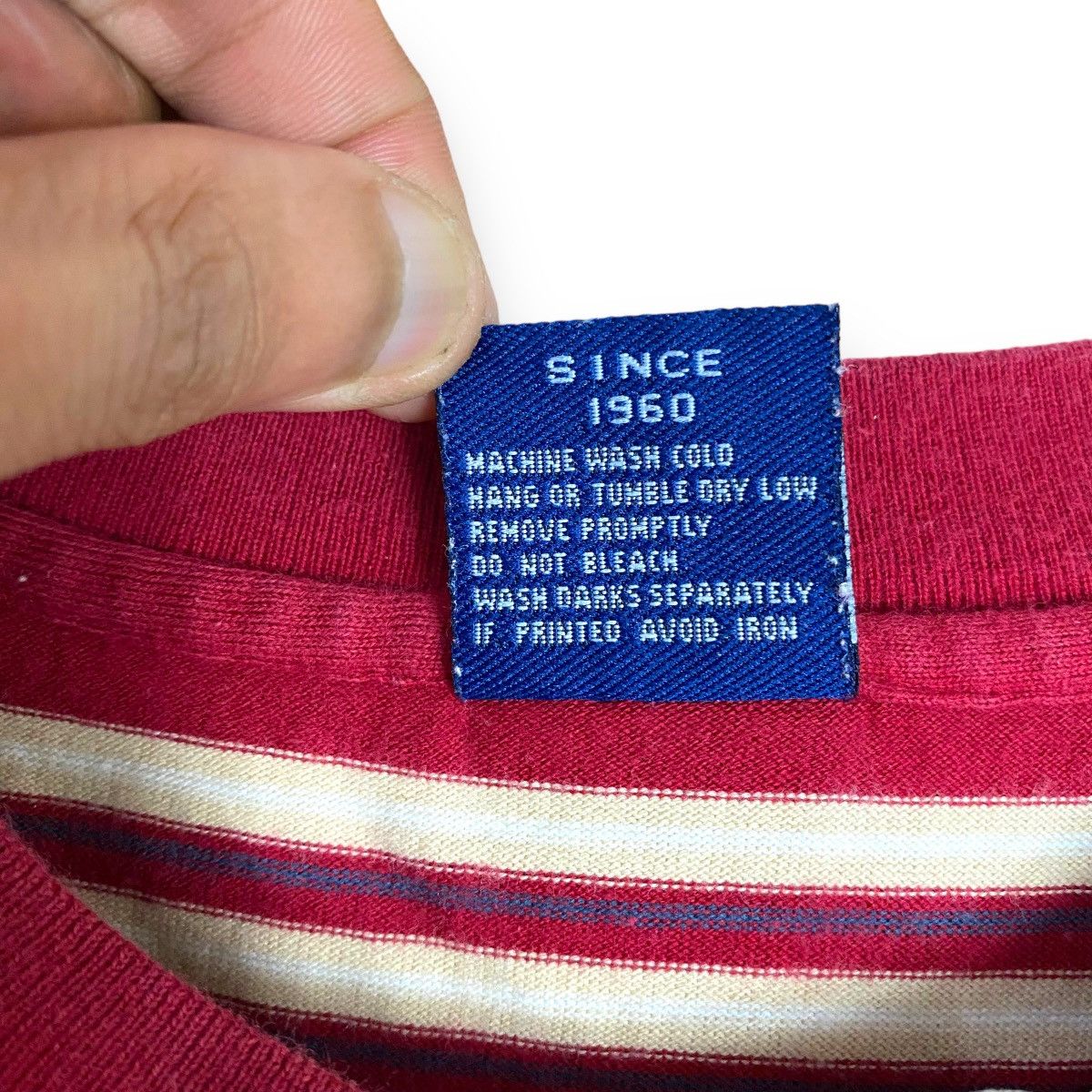 Hang Ten × Vintage Vintage 90's HANG TEN Surfers Graphic Red Striped Surf Tee Size US XL / EU 56 / 4 - 9 Thumbnail