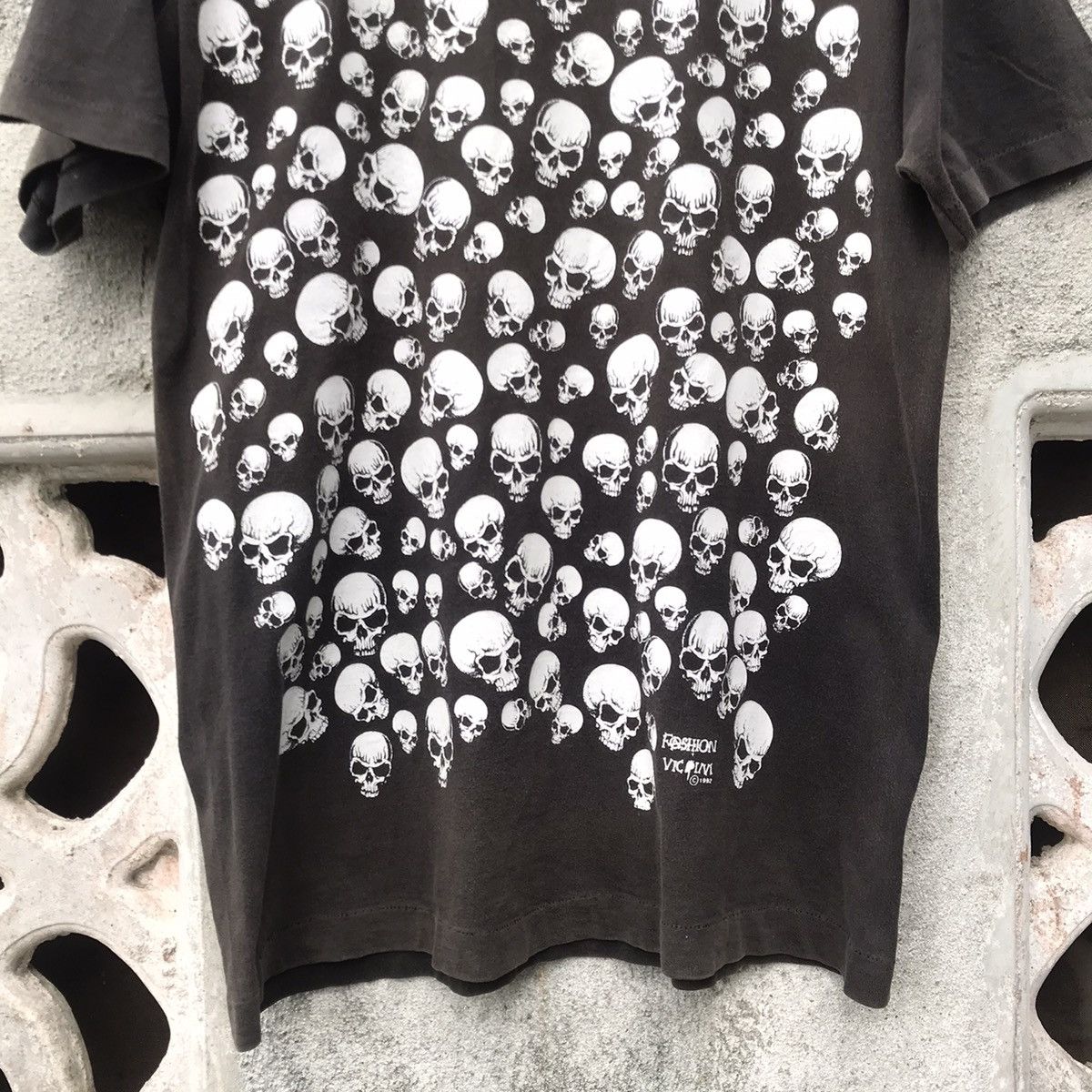 Vintage Vintage 1992 Fashion victim Skullprint mirror black faded Size US L / EU 52-54 / 3 - 4 Thumbnail