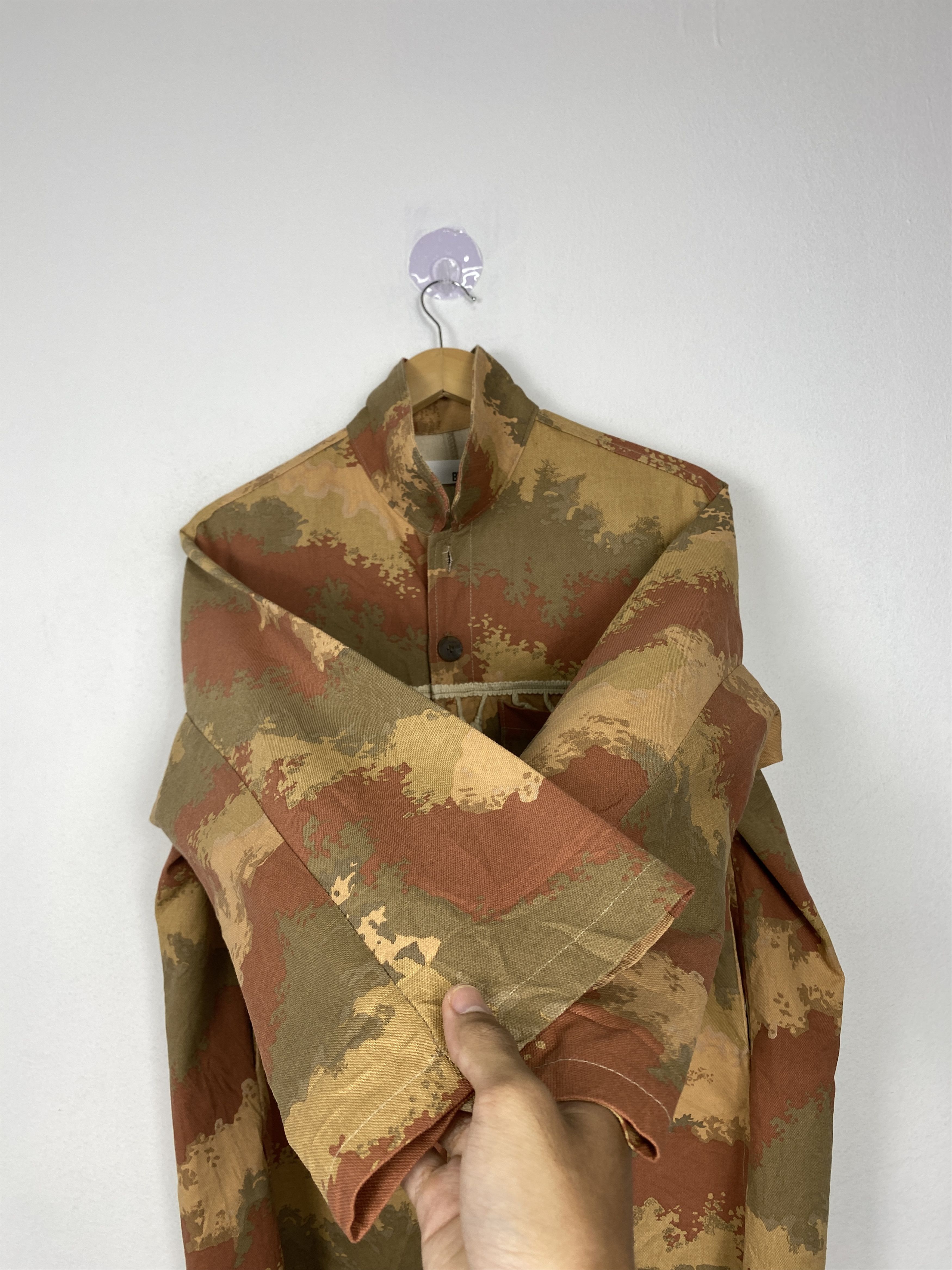Japanese Brand VIntage Love By Sewing Camo Button Up Jacket J1550 Size US M / EU 48-50 / 2 - 7 Thumbnail