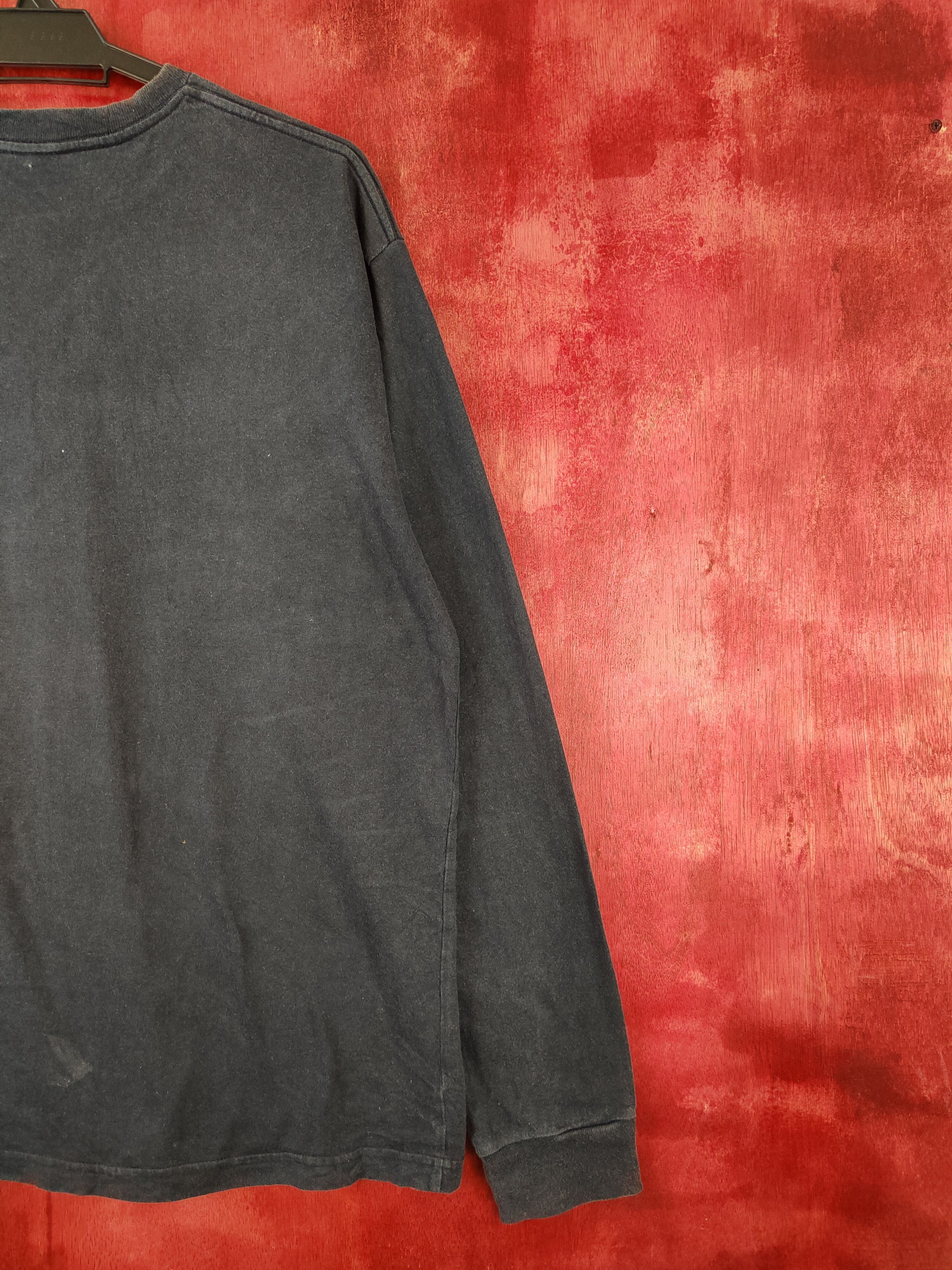 Gap × Vintage GAP Dark Blue Faded sweatshirt vintage kenye west #5559 Size US L / EU 52-54 / 3 - 9 Thumbnail