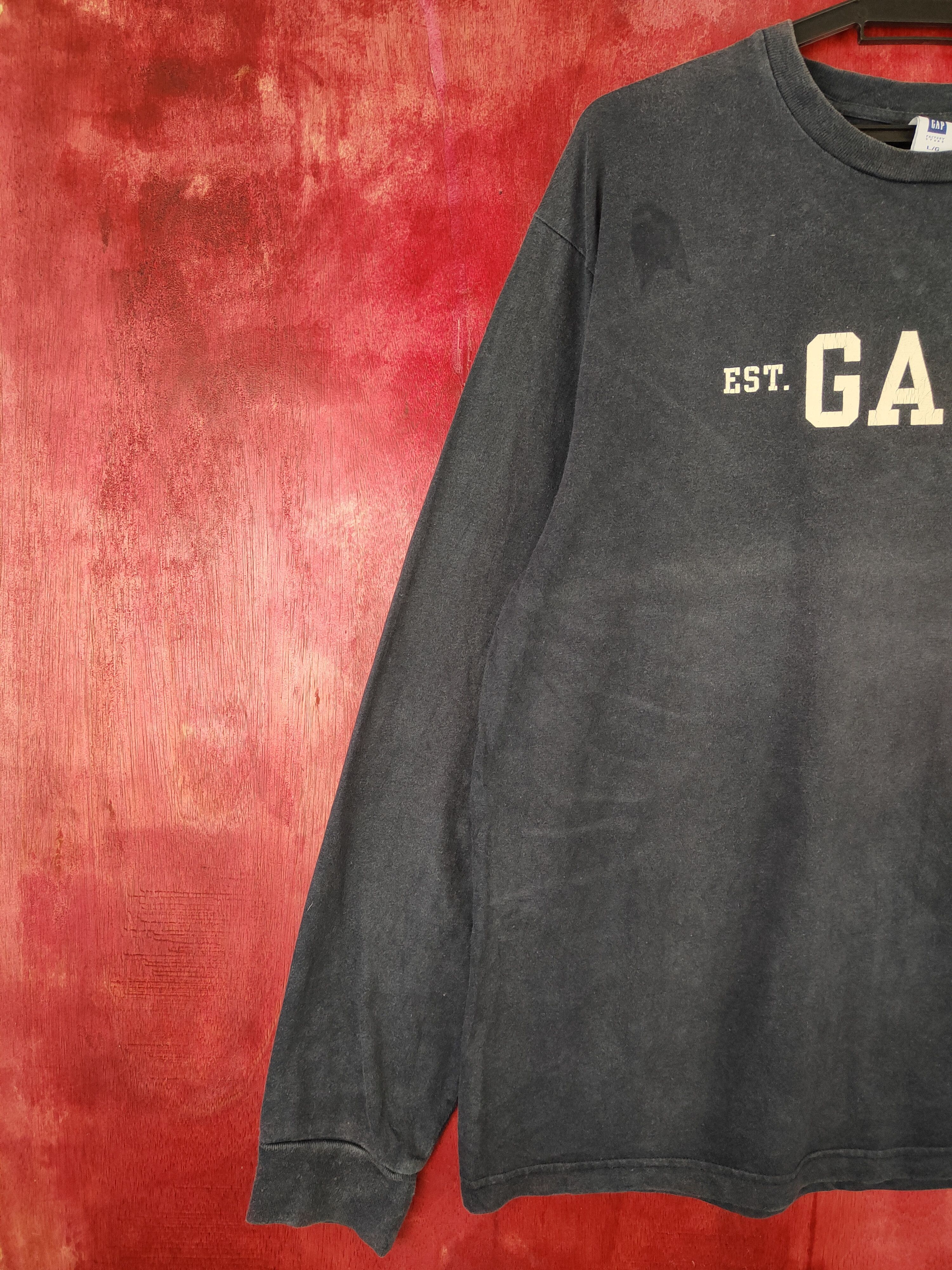 Gap × Vintage GAP Dark Blue Faded sweatshirt vintage kenye west #5559 Size US L / EU 52-54 / 3 - 3 Thumbnail