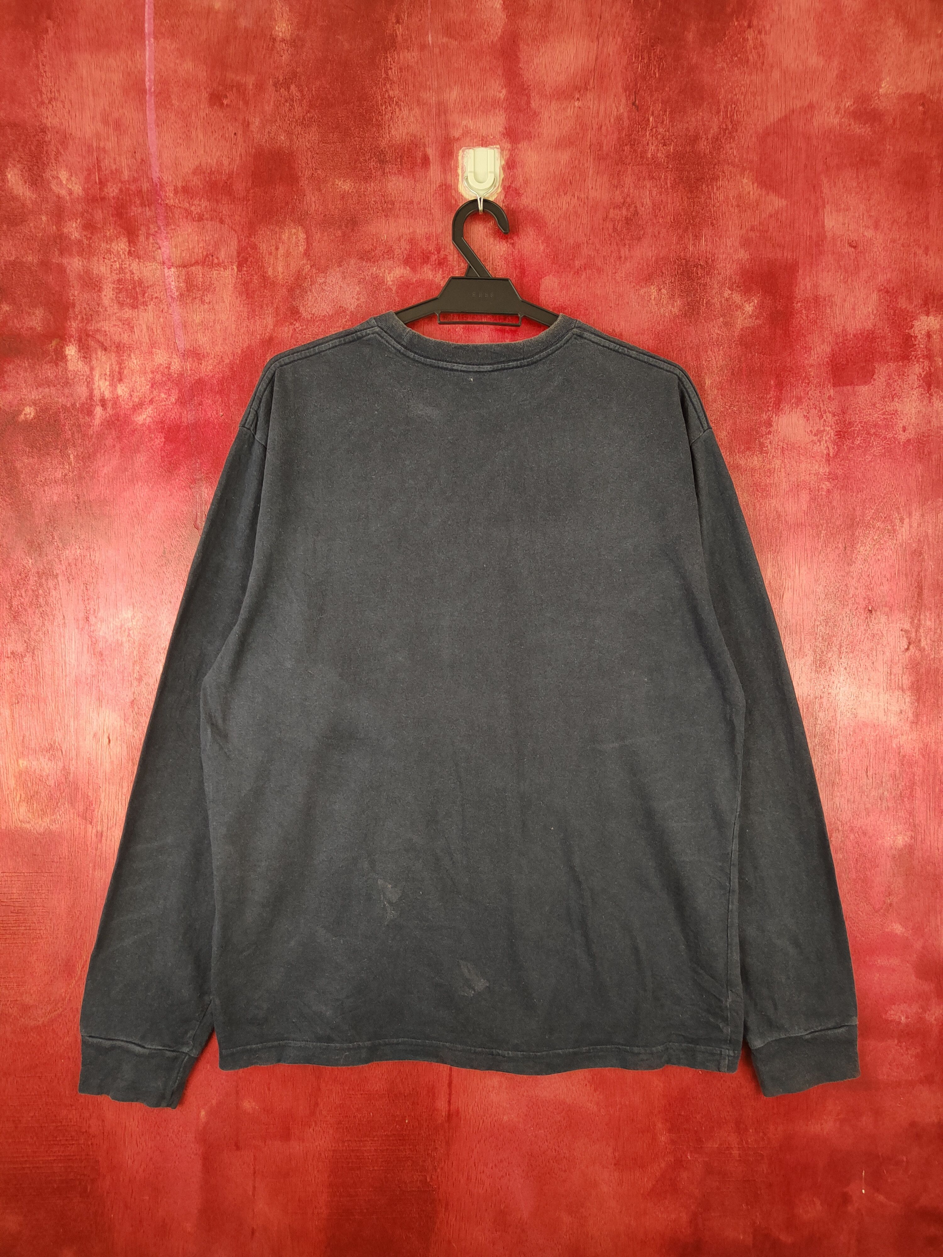 Gap × Vintage GAP Dark Blue Faded sweatshirt vintage kenye west #5559 Size US L / EU 52-54 / 3 - 7 Thumbnail