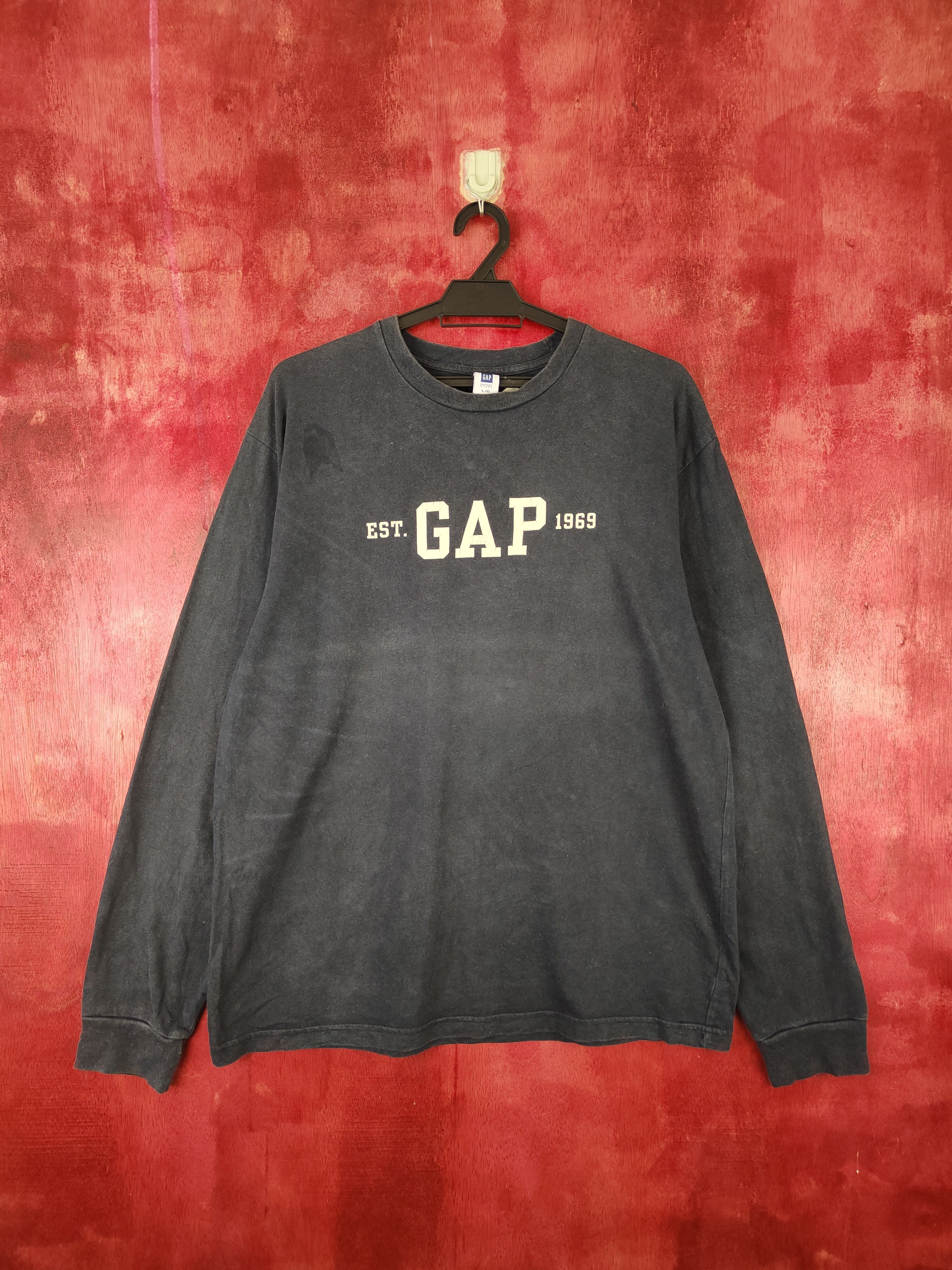 Gap × Vintage GAP Dark Blue Faded sweatshirt vintage kenye west #5559 Size US L / EU 52-54 / 3 - 1 Thumbnail